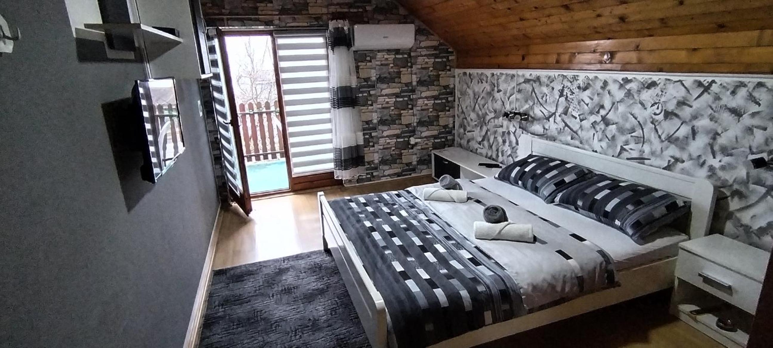 King Room with Balcony photo 2