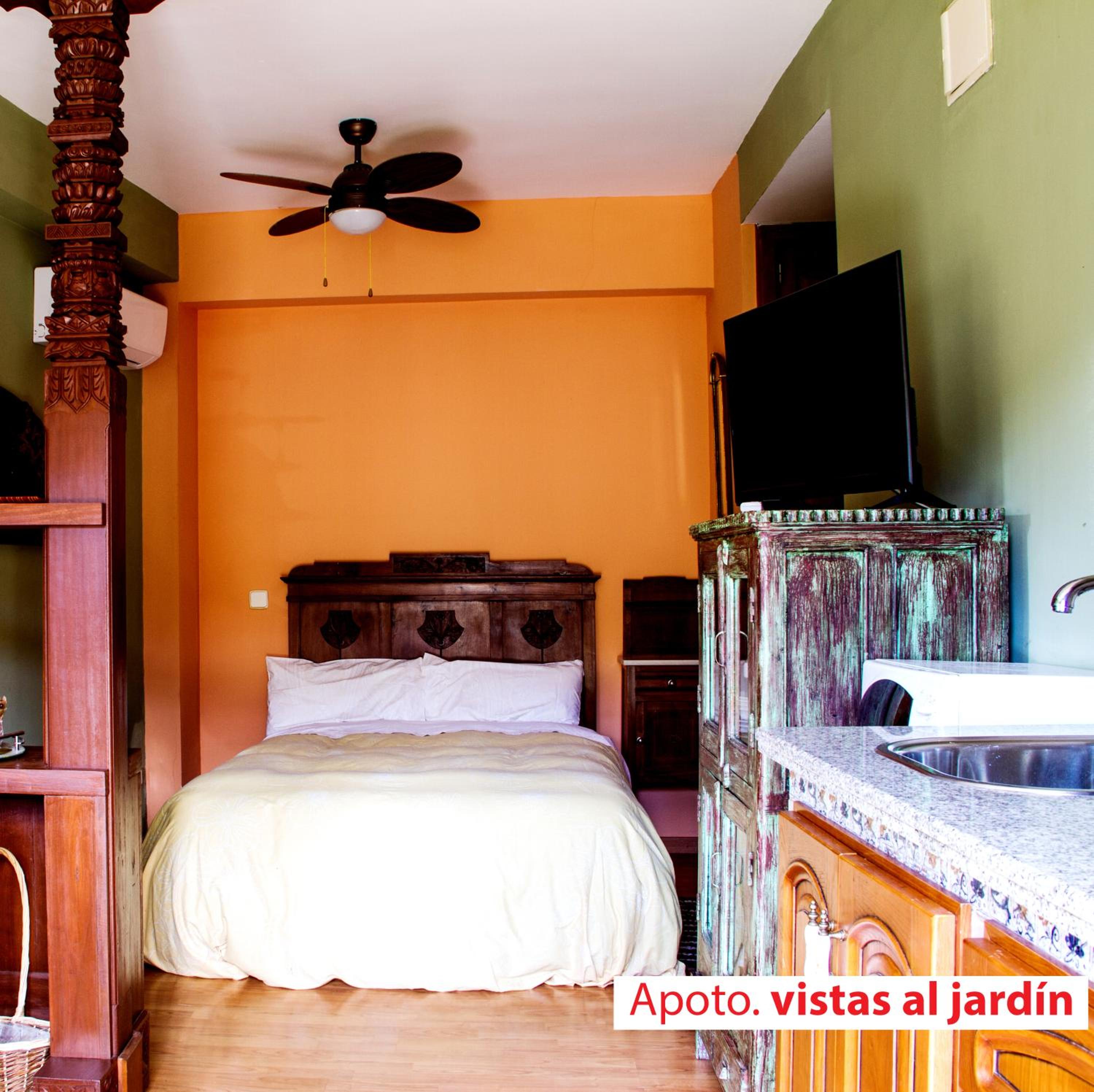 Apartamento con vista al jardín