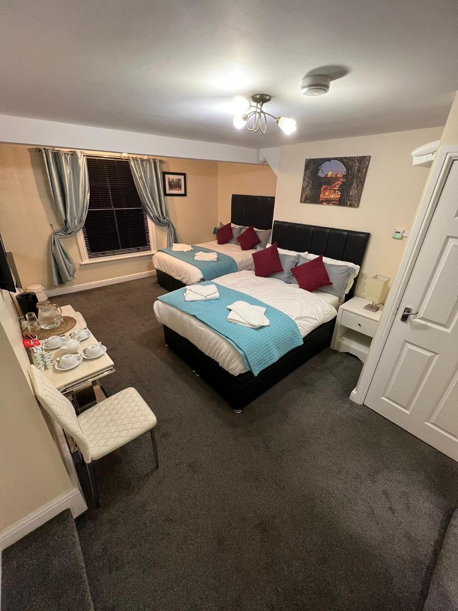 Deluxe Family Room - Photo 20
