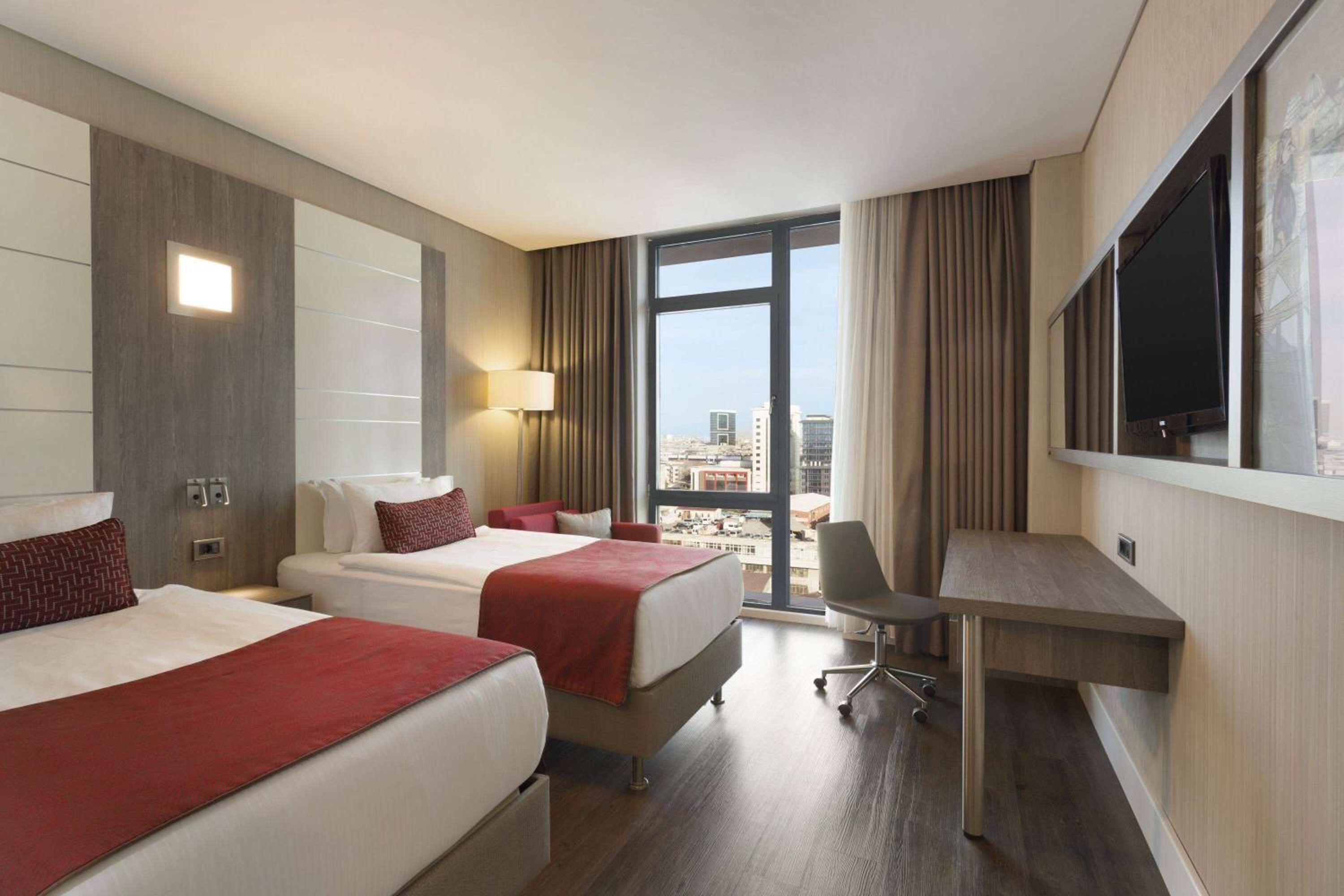 Standard Twin Room photo 2
