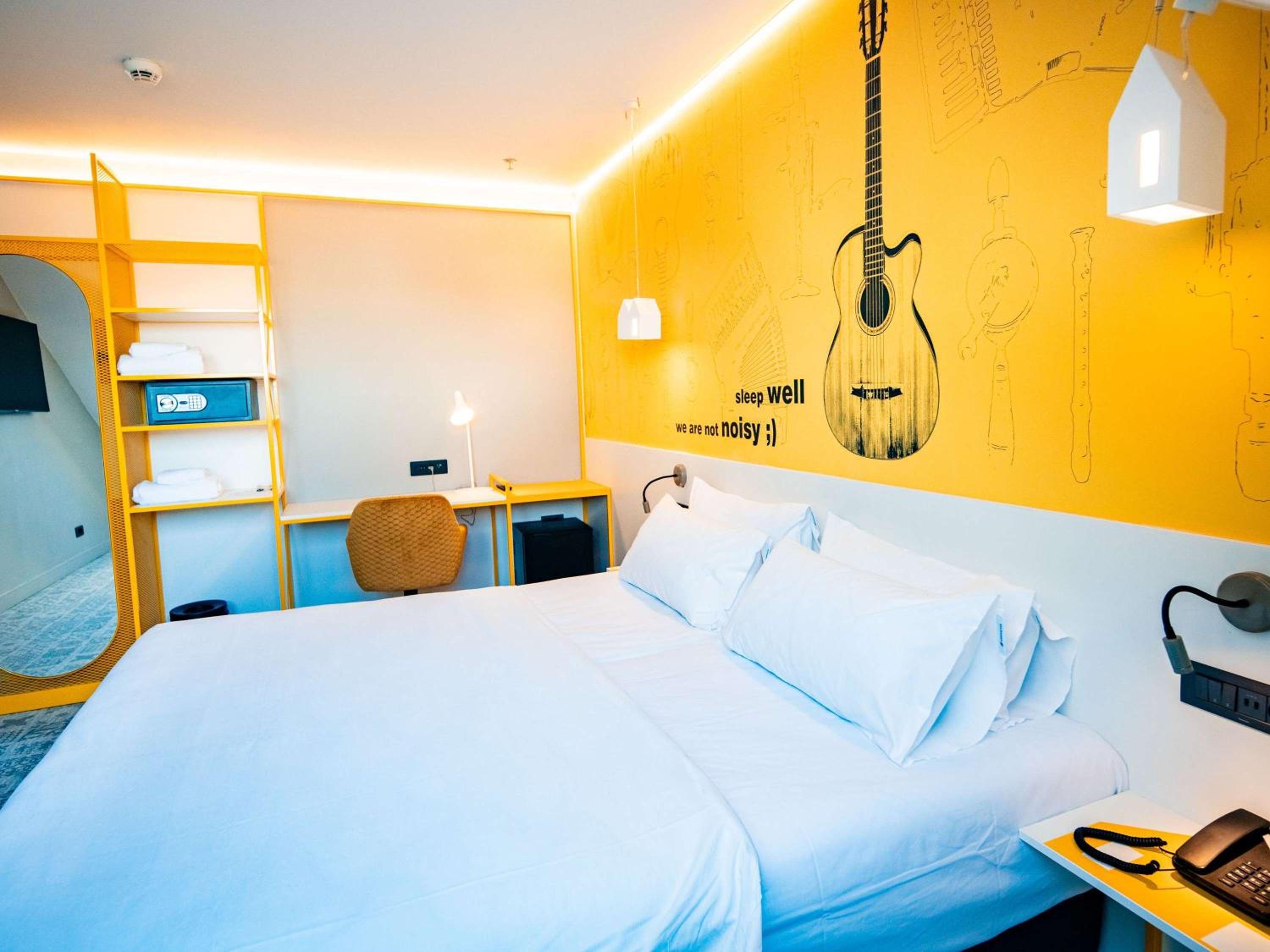 Superior Double Room - Photo 2