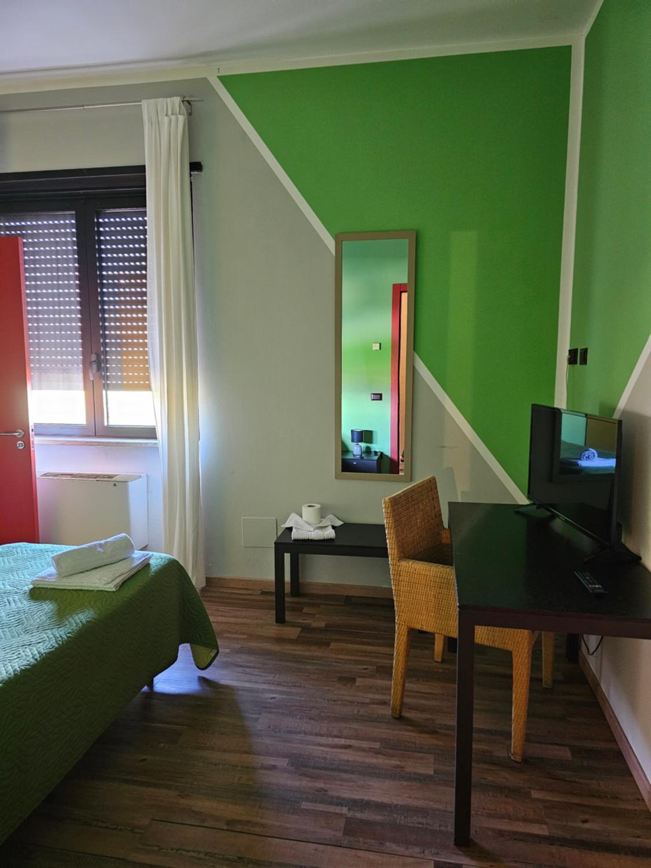 Single Room photo 1