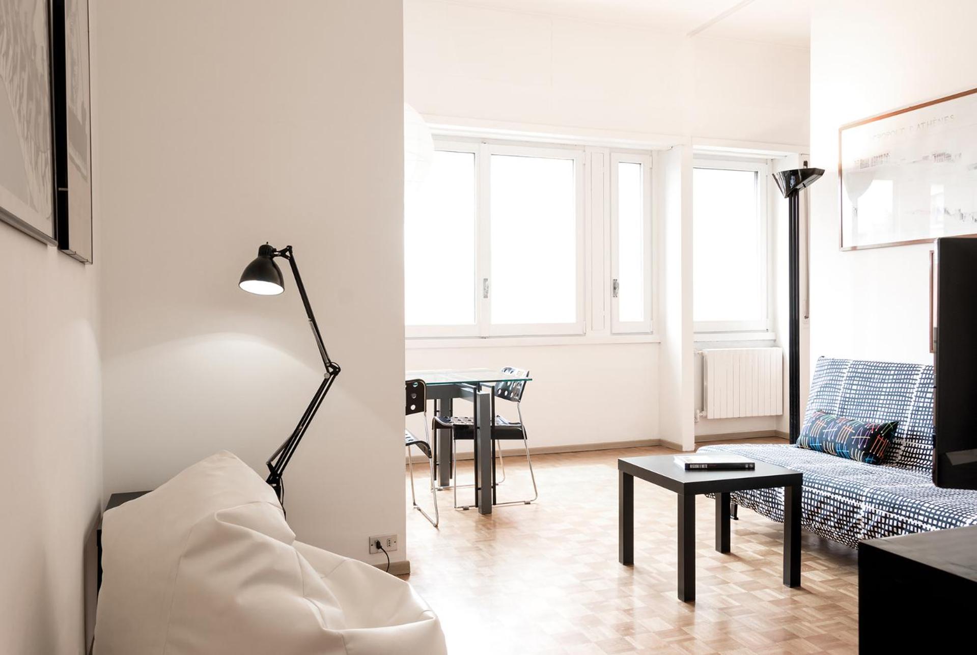 One-Bedroom Apartment