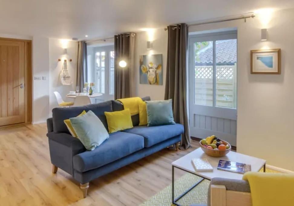 One-Bedroom House photo 1