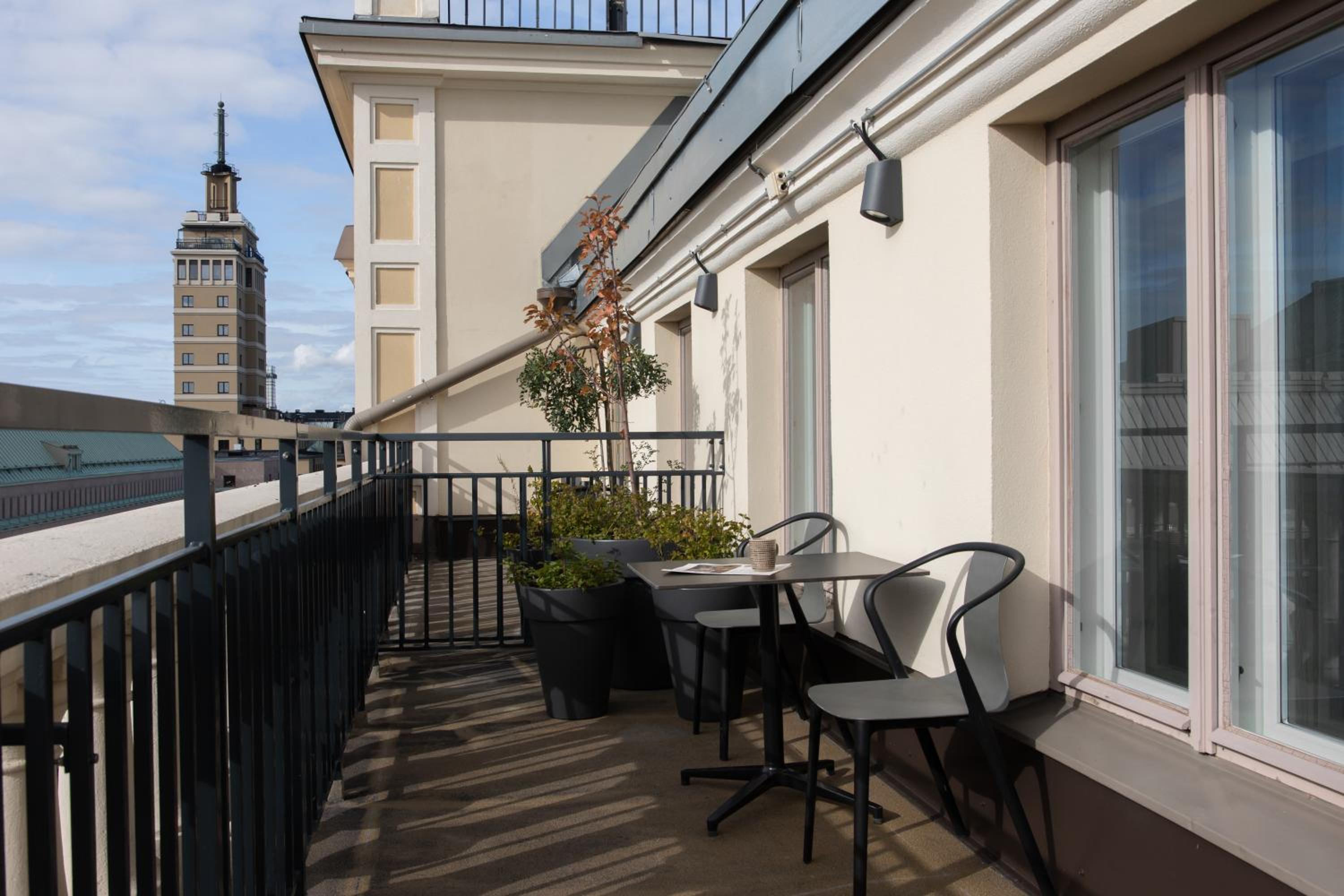Atelier Room with Balcony (spa included)