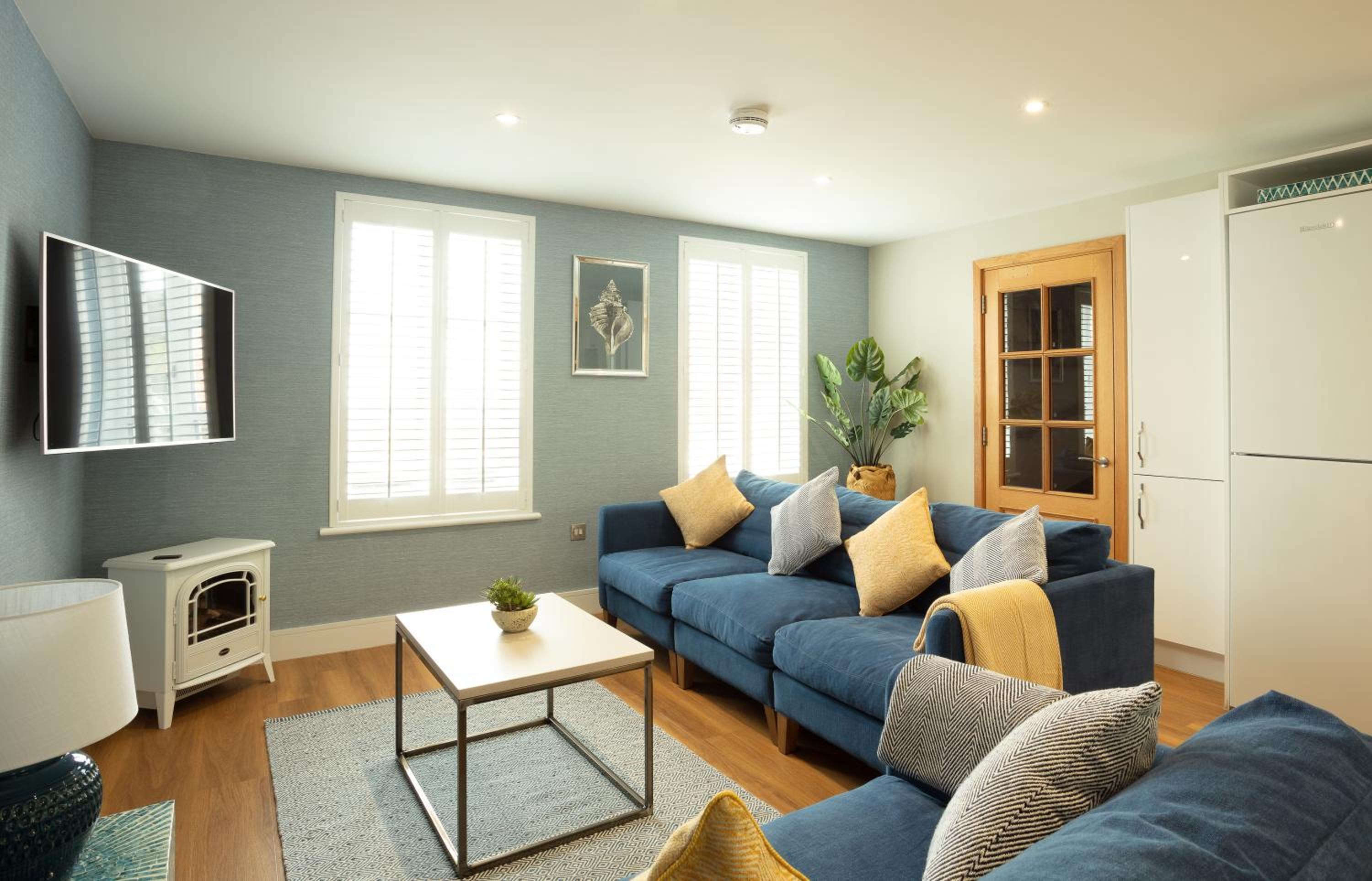 Three-Bedroom House photo 1