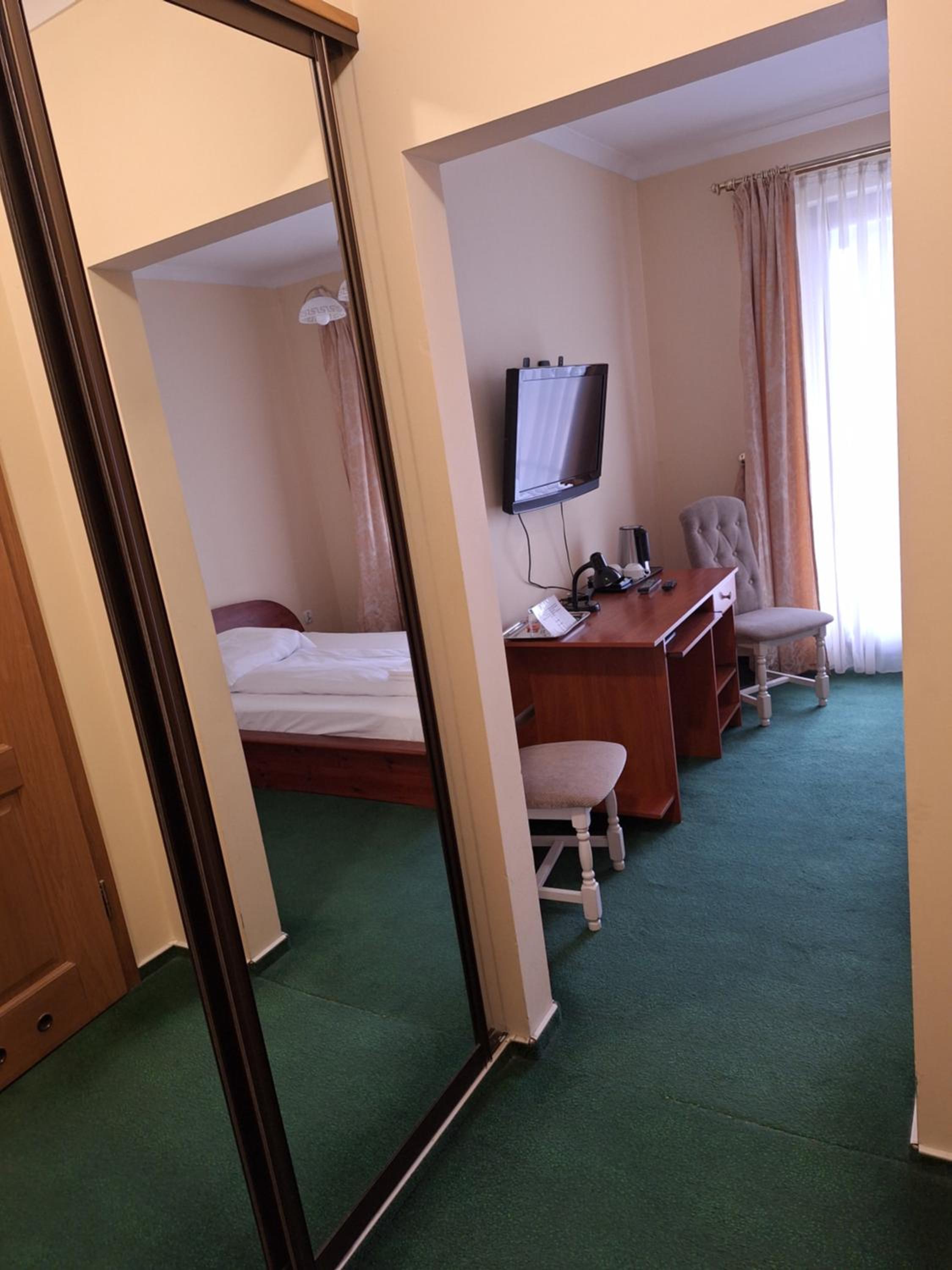 Large Single Room