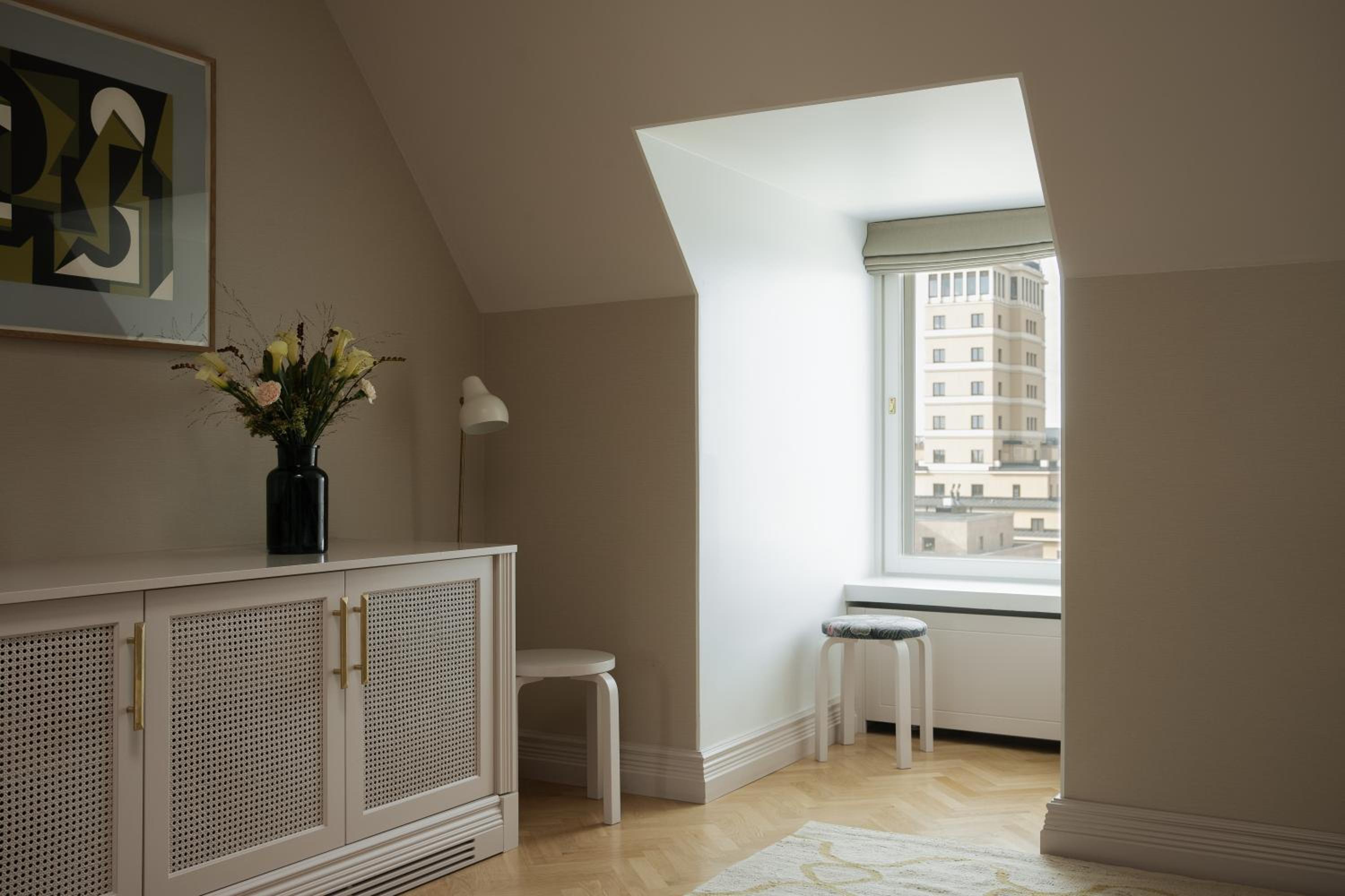 Sky Attic Studio (spa included)