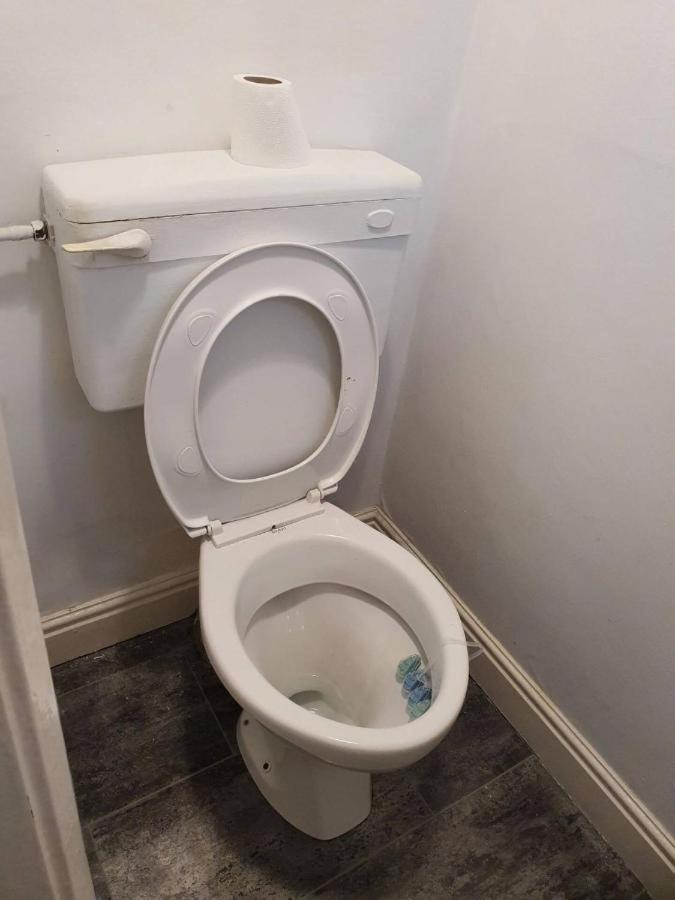 Double Room With Shared Bathroom photo 2