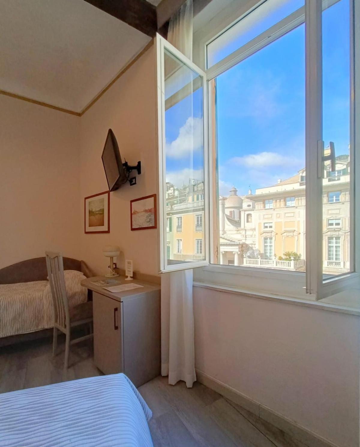 Triple Room - Photo 5