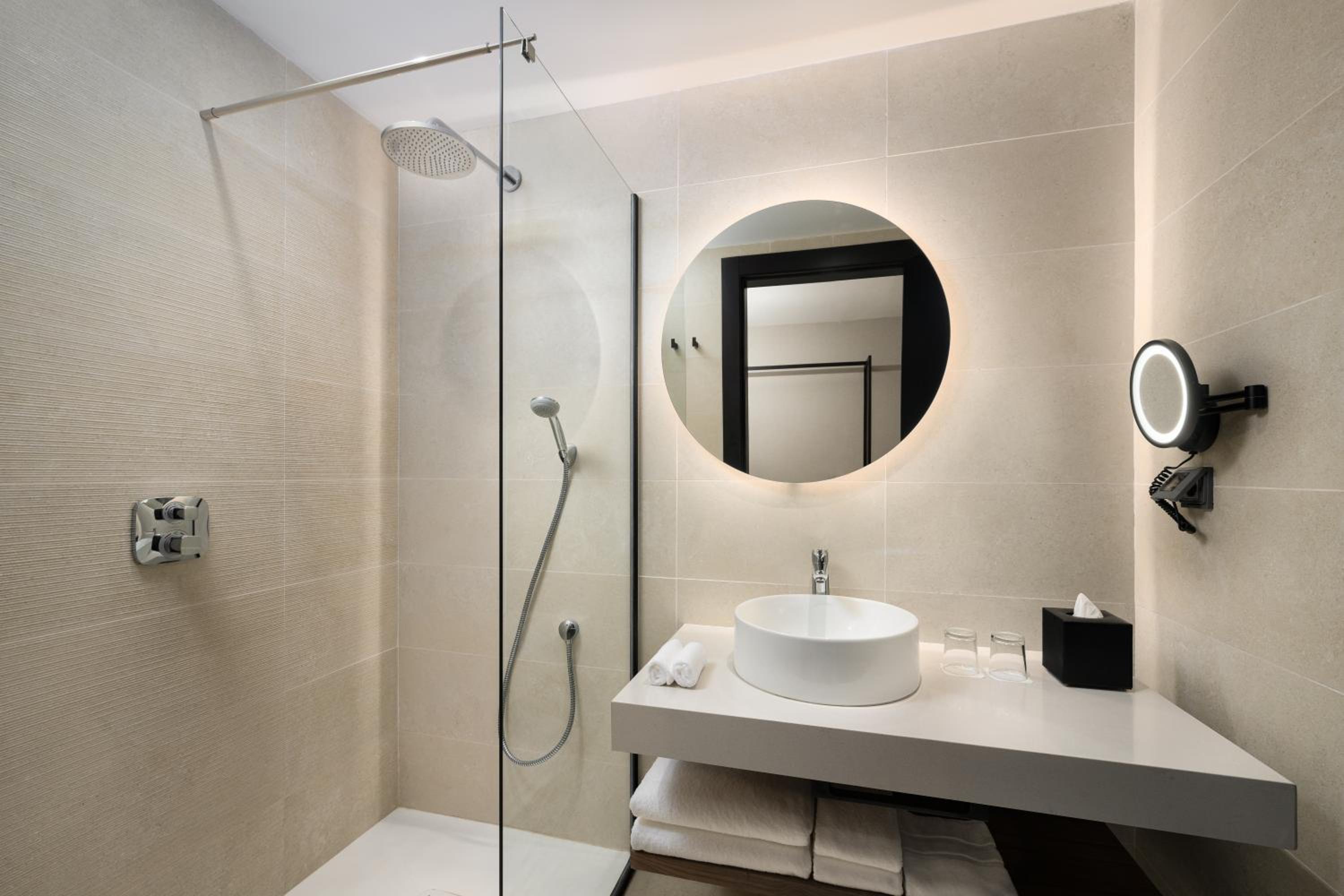 Premium Room - Skyline & Park View - Photo 10