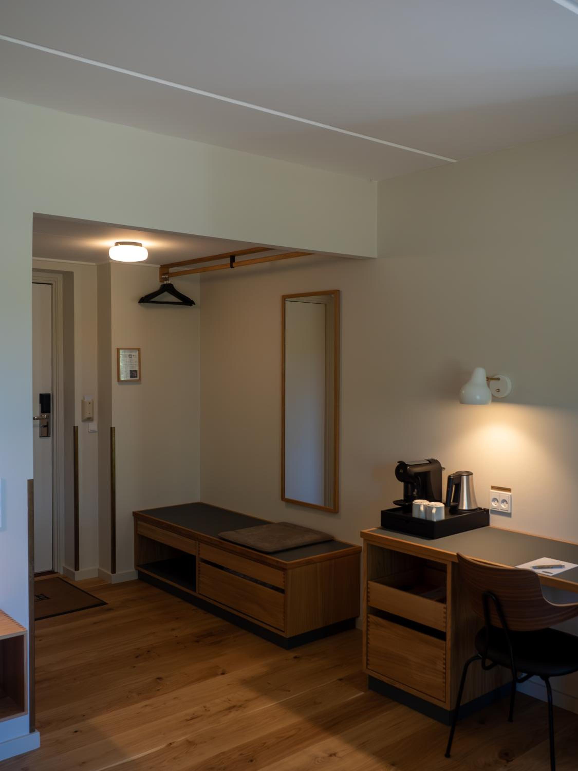 Superior Twin Room - Photo 11