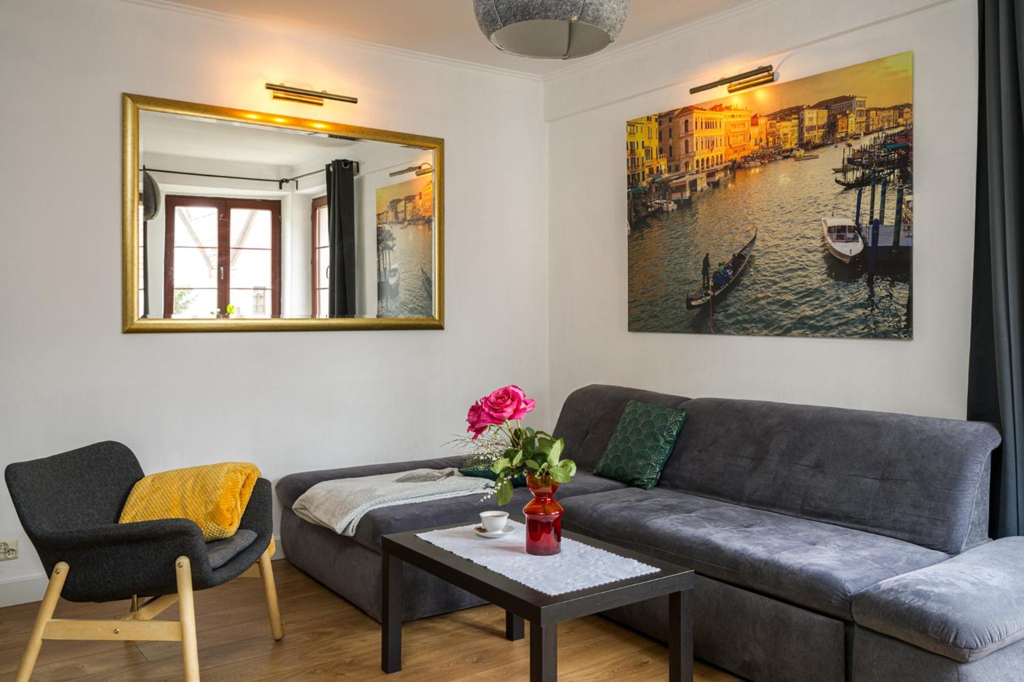 Two-Bedroom Apartment (6 Adults) photo 1
