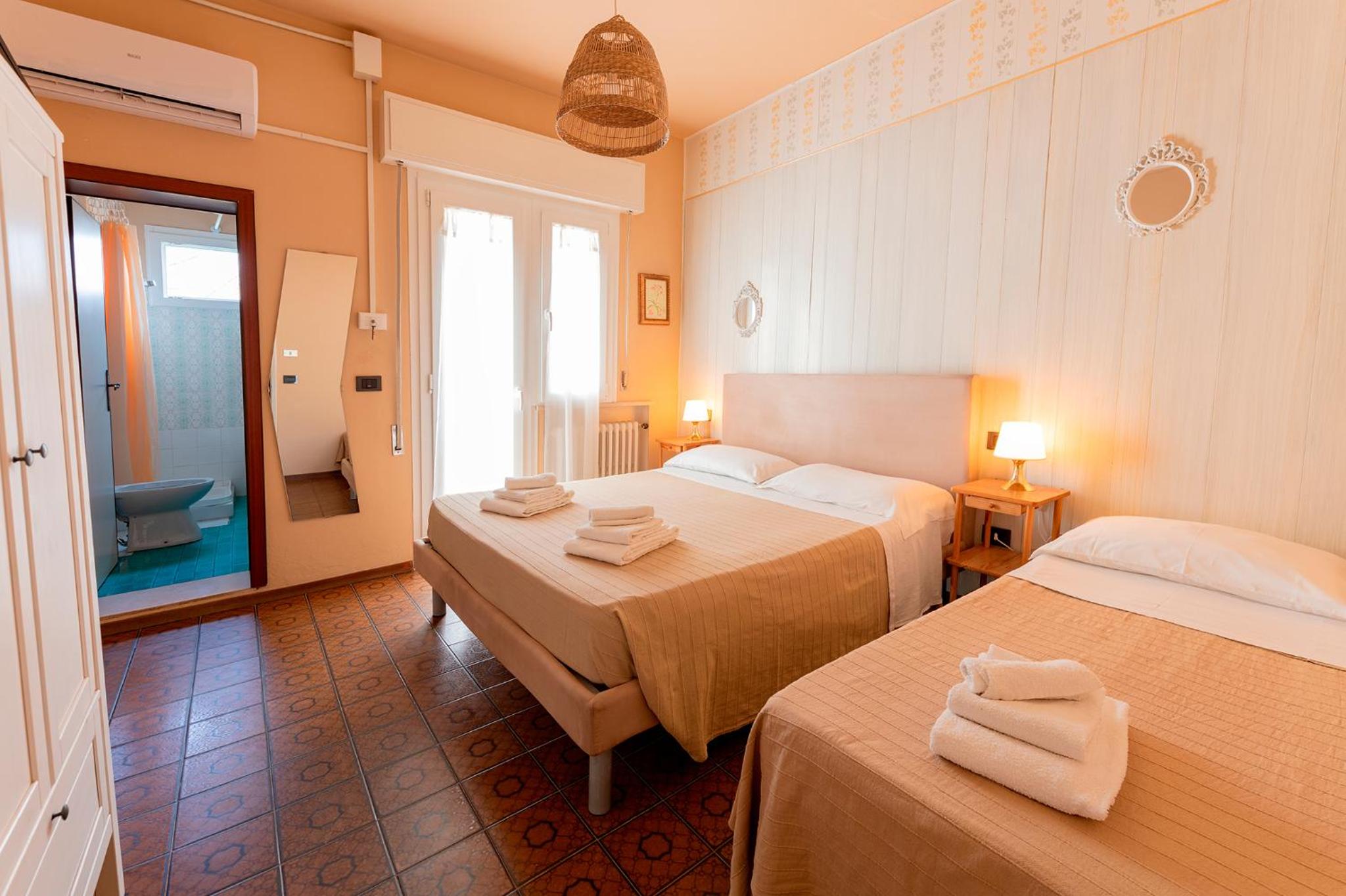 Comfort Triple Room