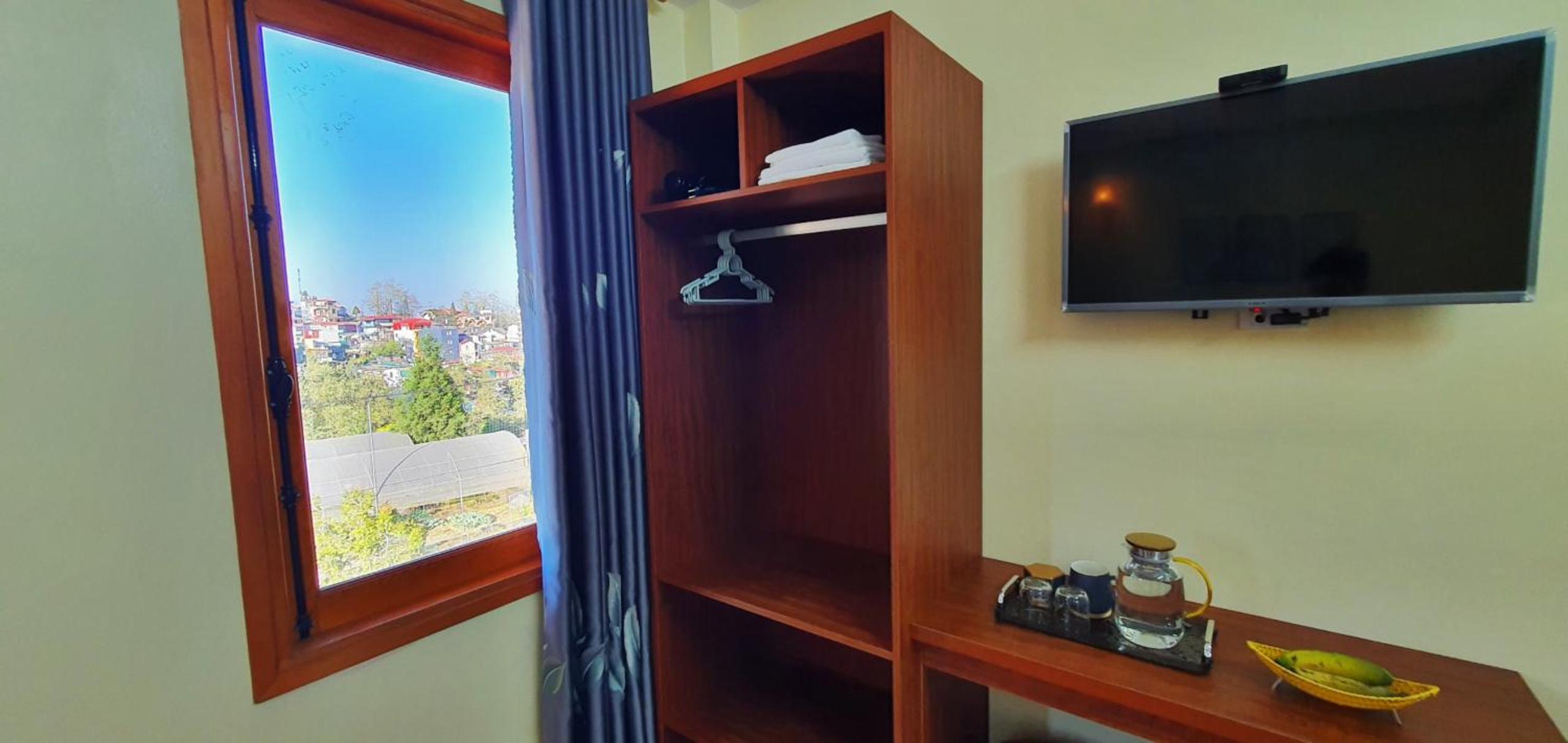 Double Room with Balcony photo 3