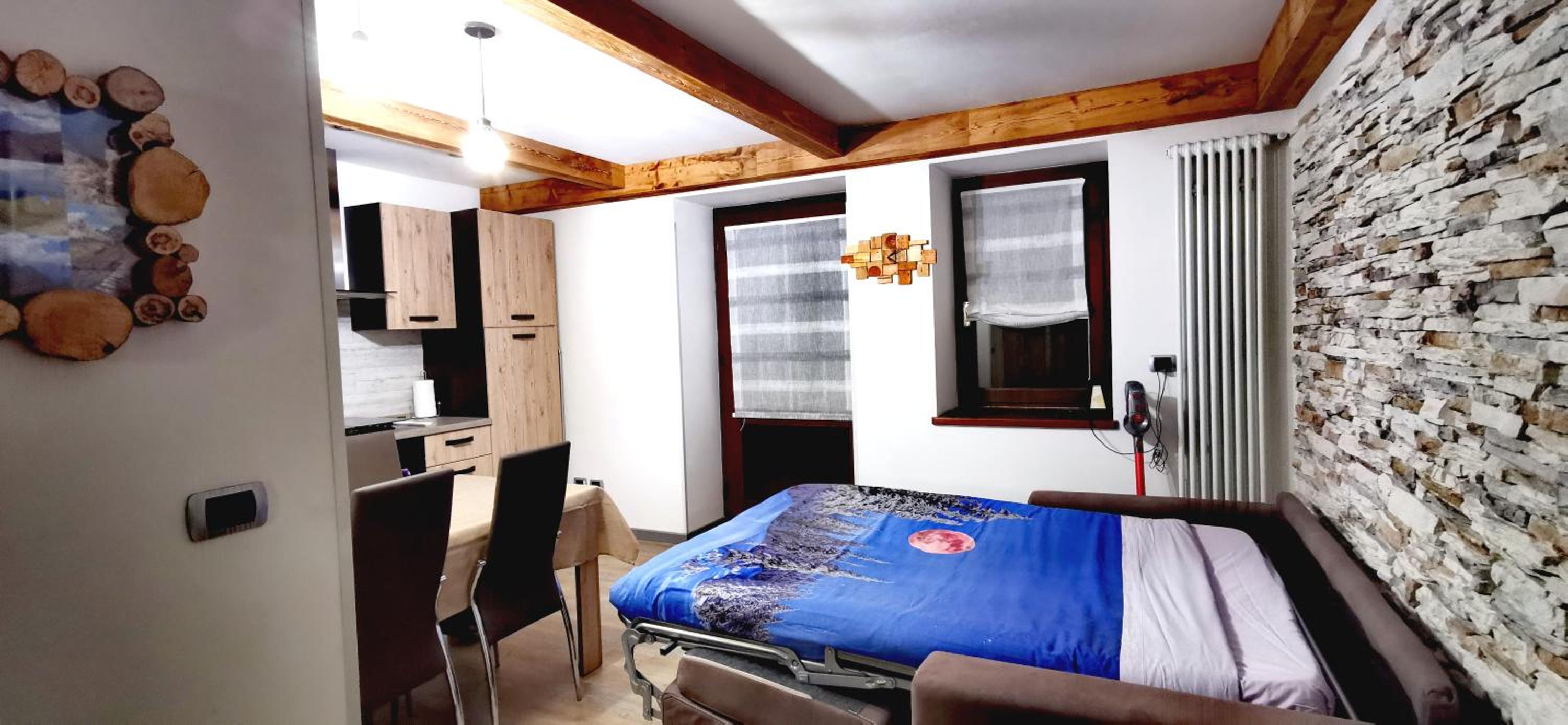 One-Bedroom Apartment