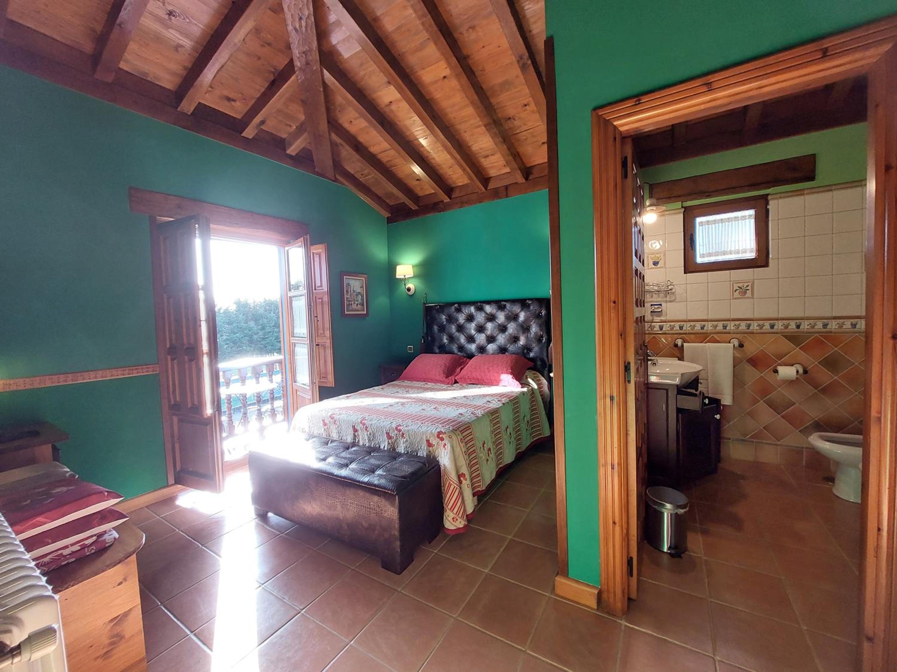 Double Room with Balcony and Terrace photo 2
