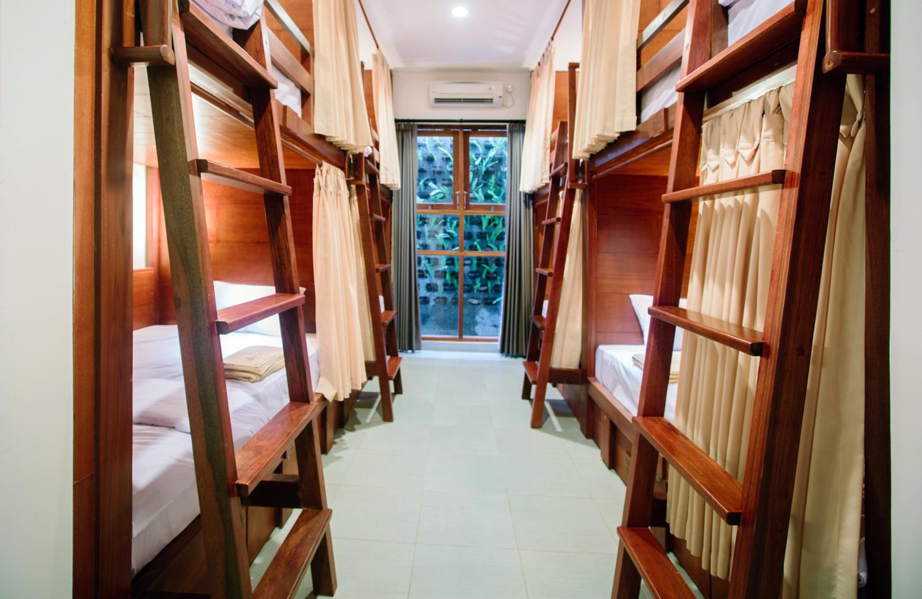 Bunk Bed in Female Dormitory Room   photo 1