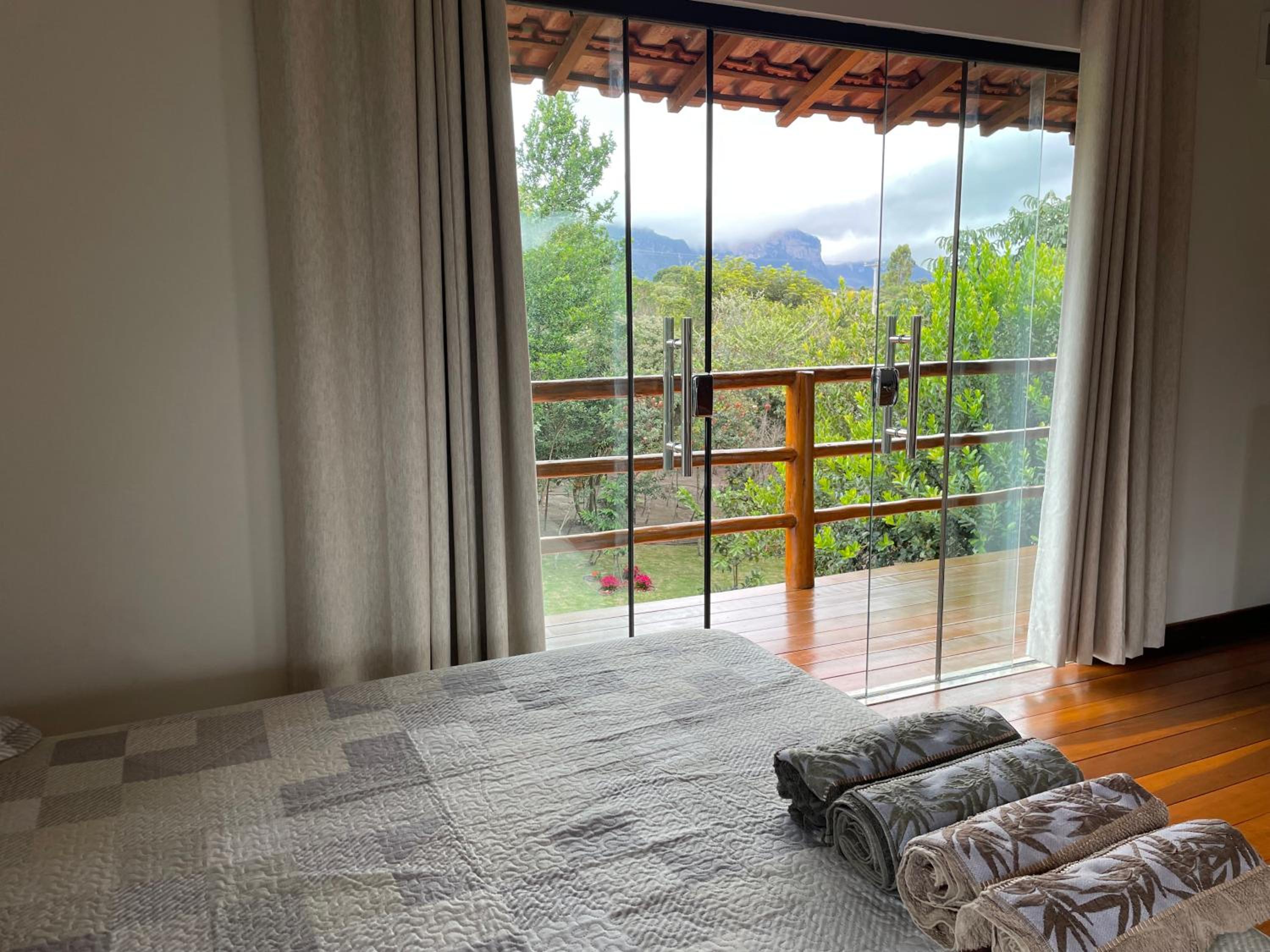 One-Bedroom House photo 1