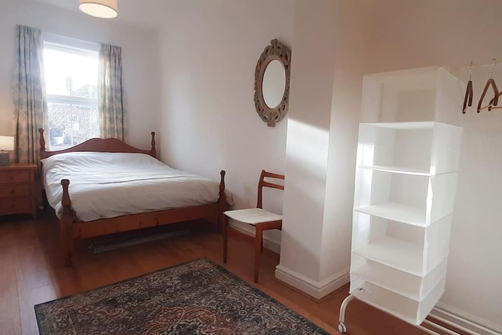 Three-Bedroom House photo 1