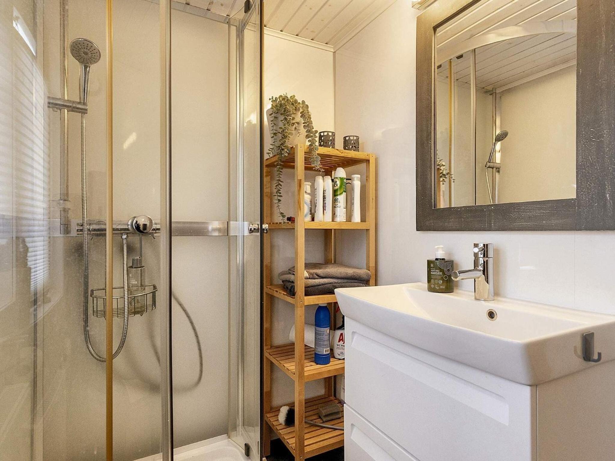 Four-Bedroom Vacation Home photo 2