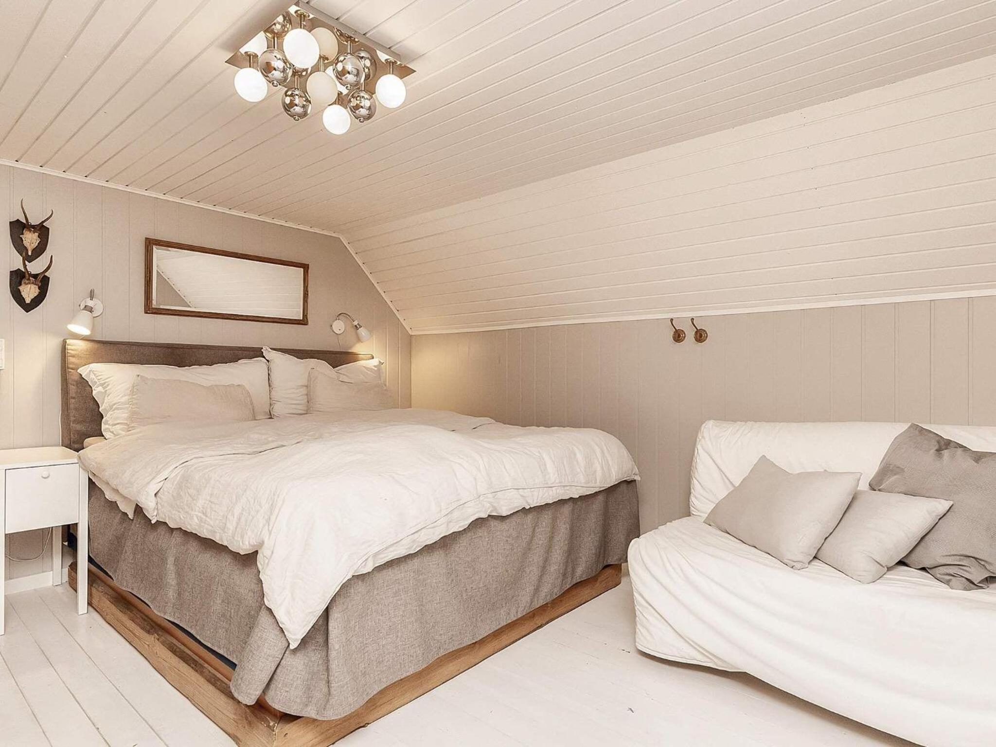 Four-Bedroom Vacation Home photo 3