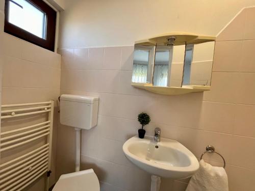 Standard Double Room - Photo 1