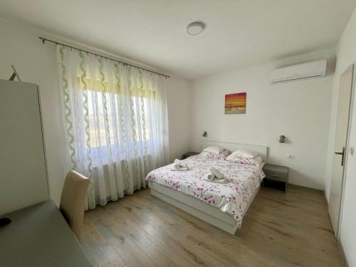 Standard Double Room - Photo 3