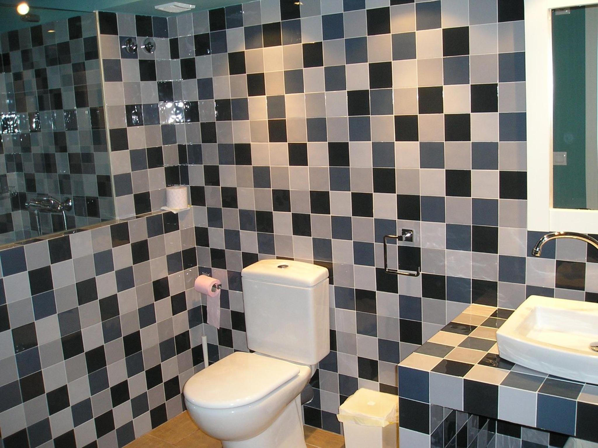 One-Bedroom Standard Apartment photo 2