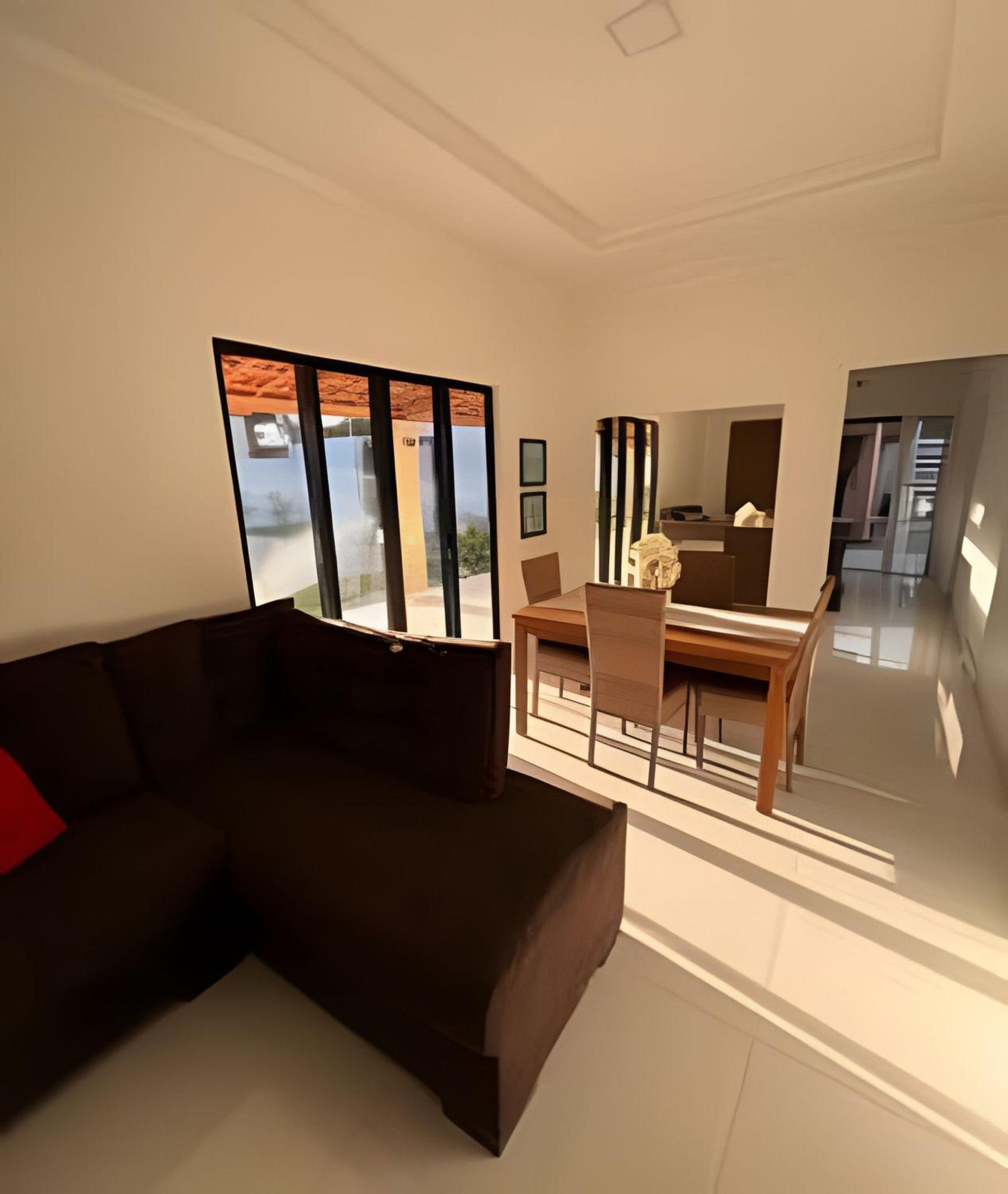 Four-Bedroom House photo 1
