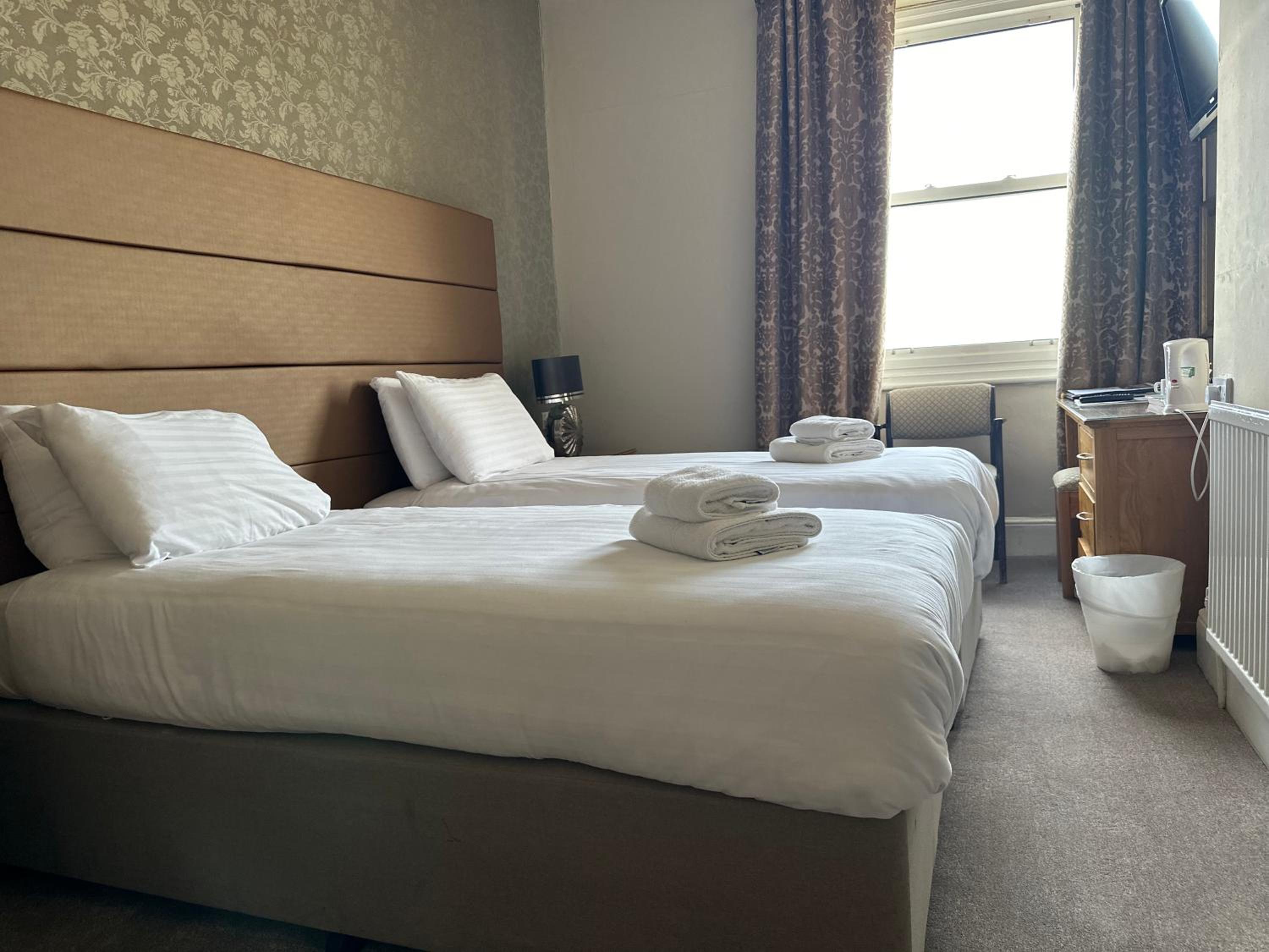 Twin Room with Sea View photo 2