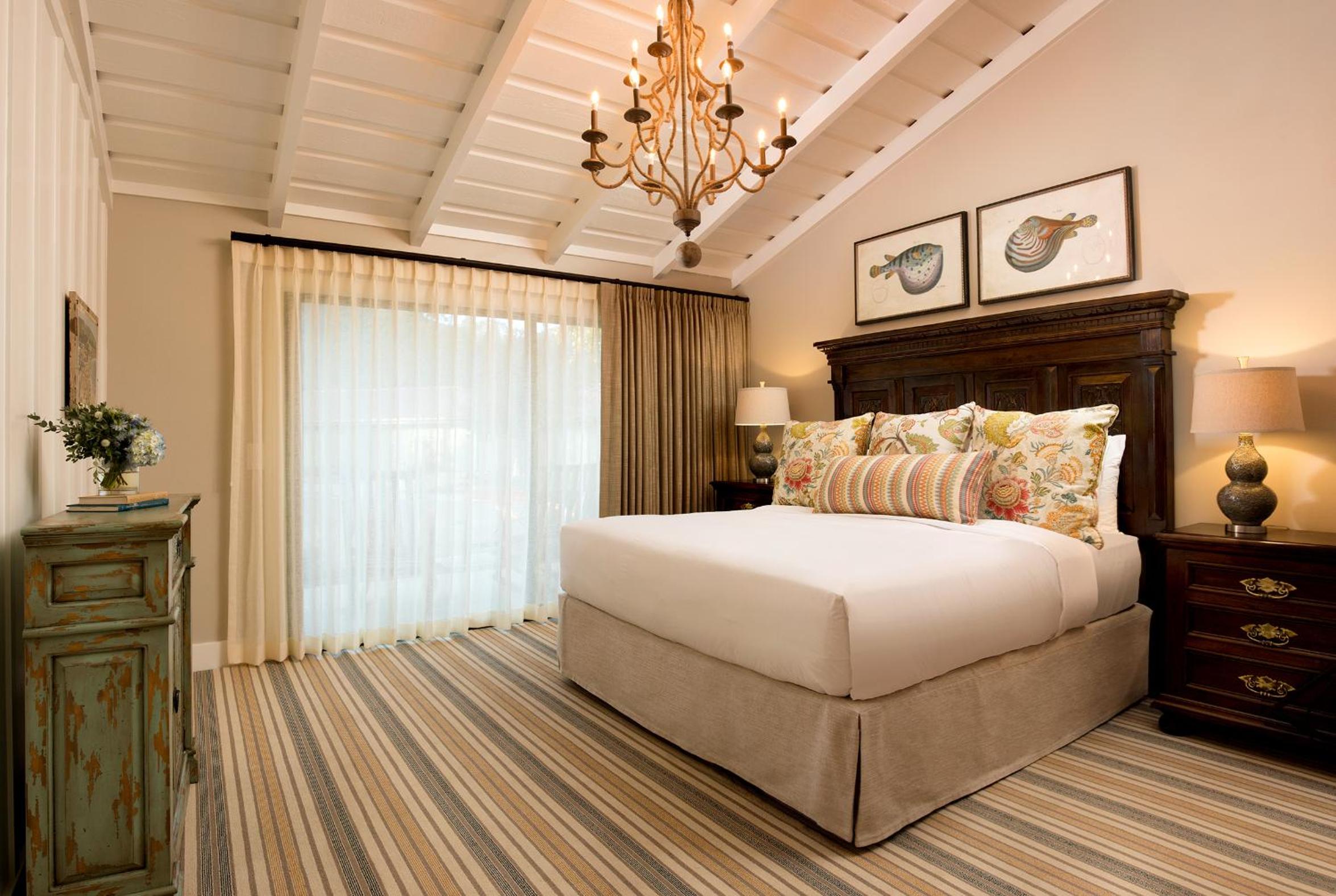 King Room - Non-Smoking - Photo 1