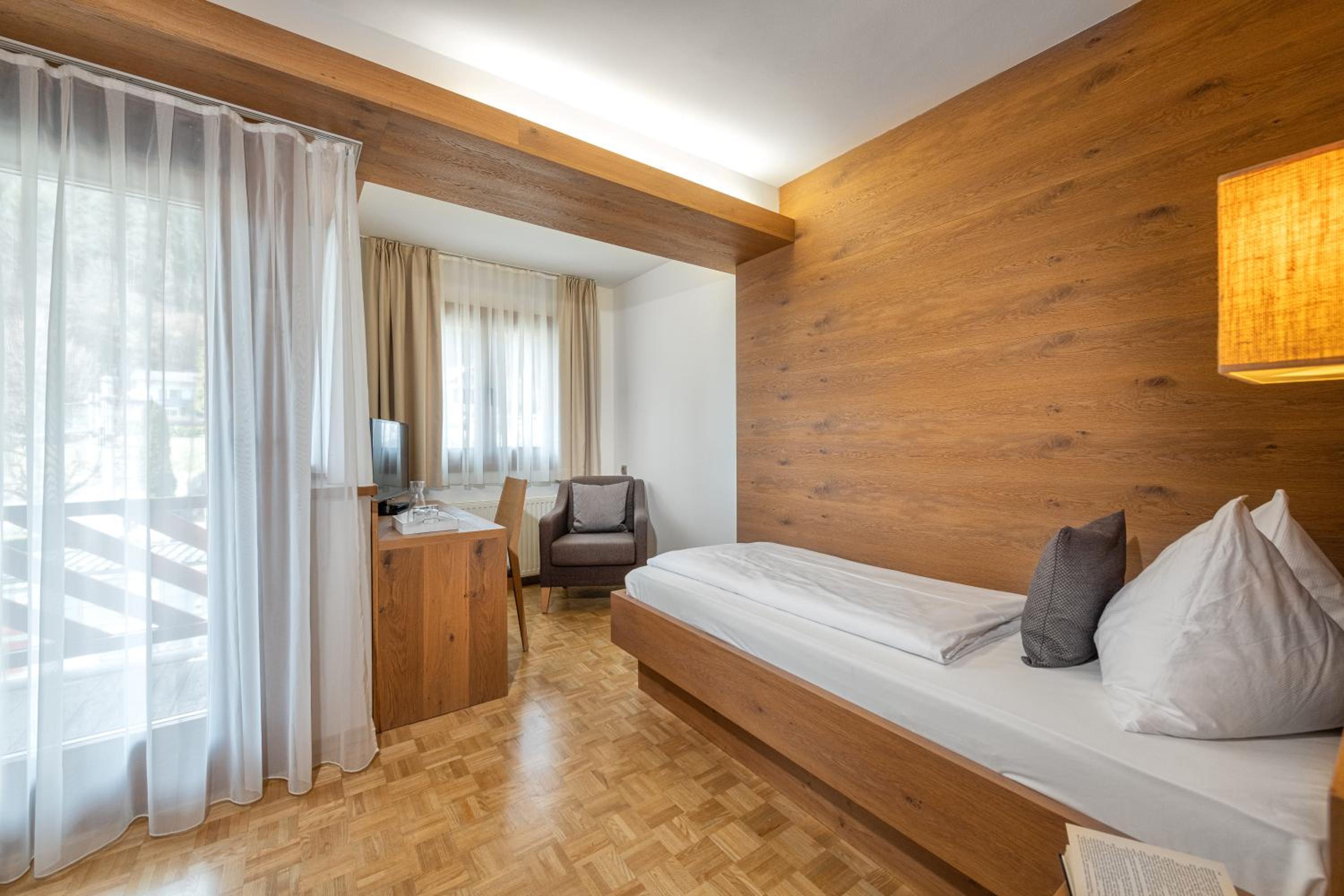 Small Double Room with Mountain View