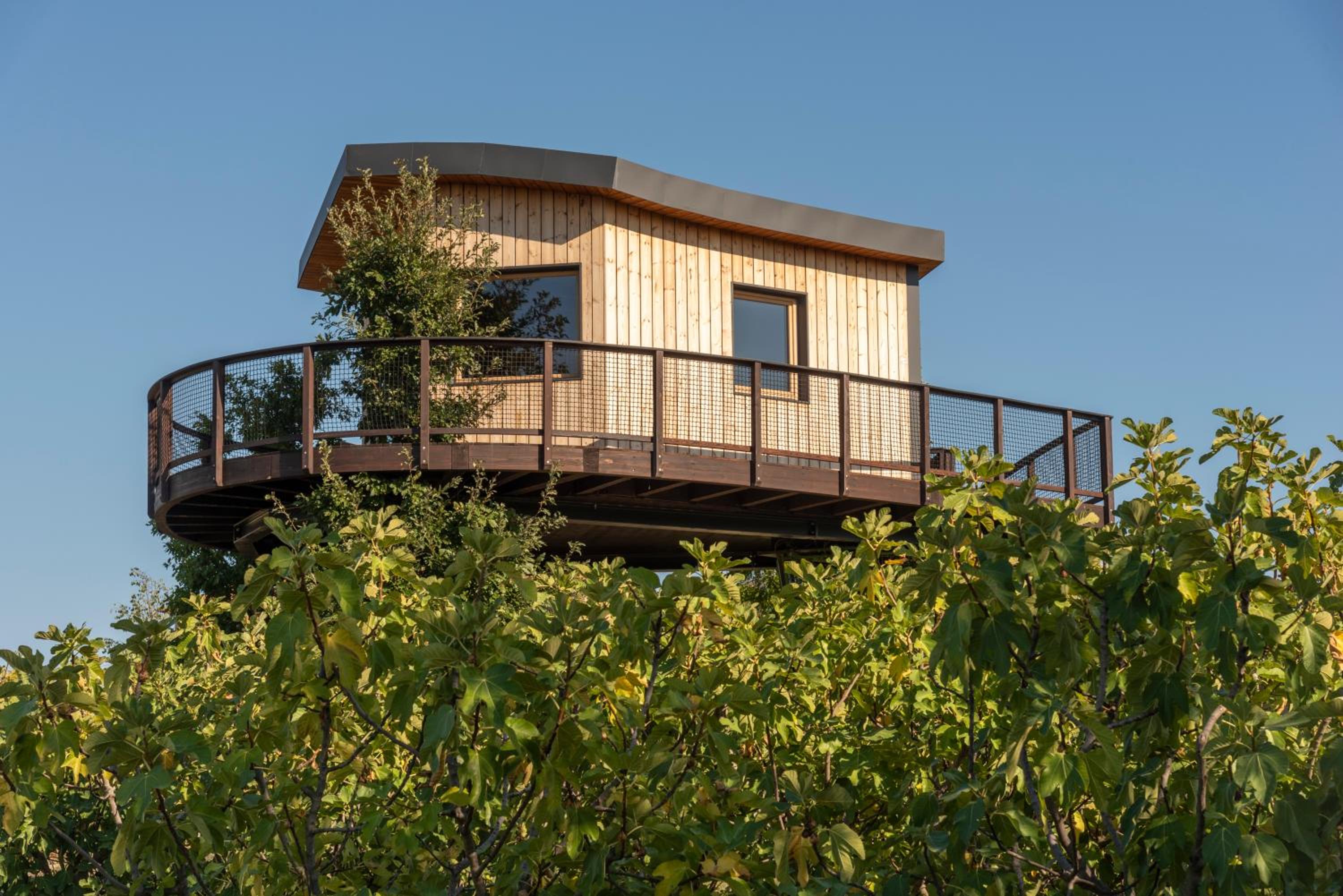 One-Bedroom Chalet - Photo 3