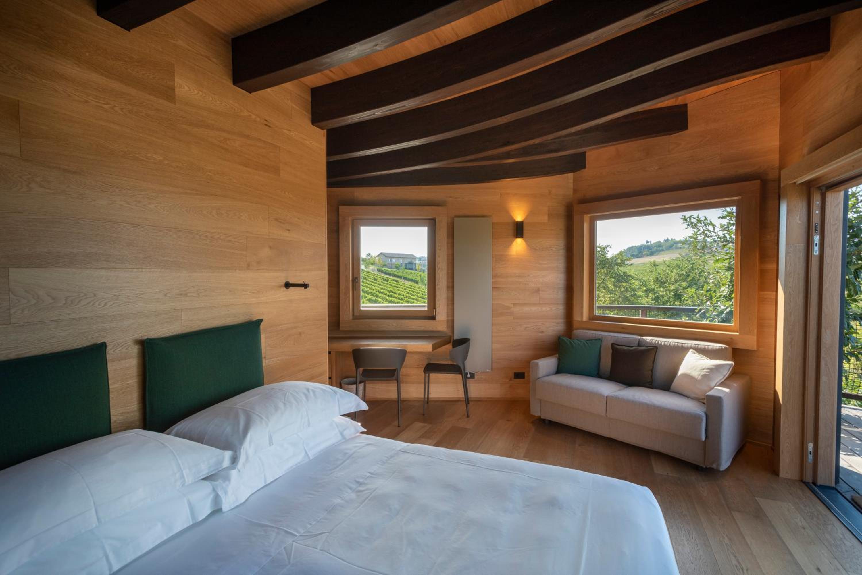 One-Bedroom Chalet - Photo 5