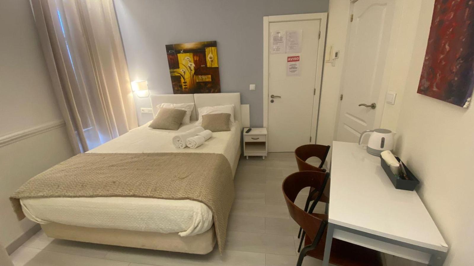 Double Room - Photo 1