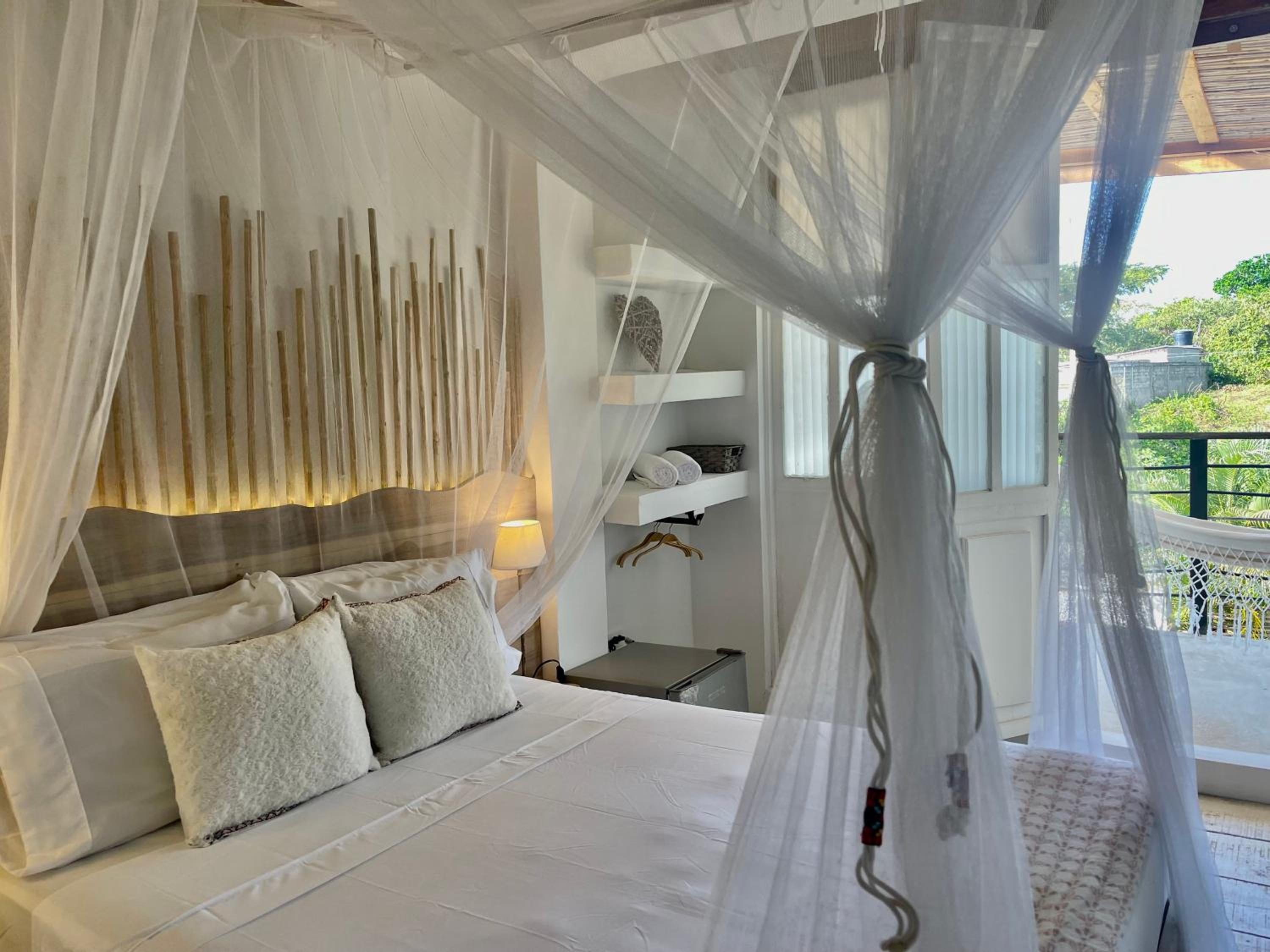 Deluxe Double Room with Balcony photo 2