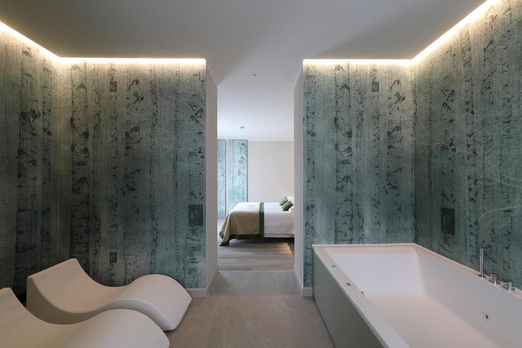 Suite - Photo 4