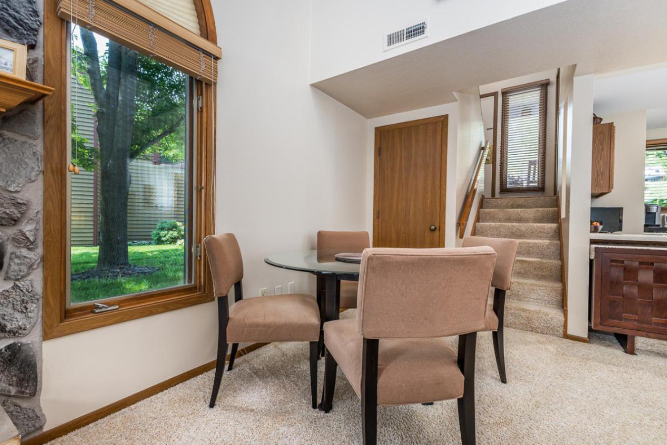Apartment photo 3