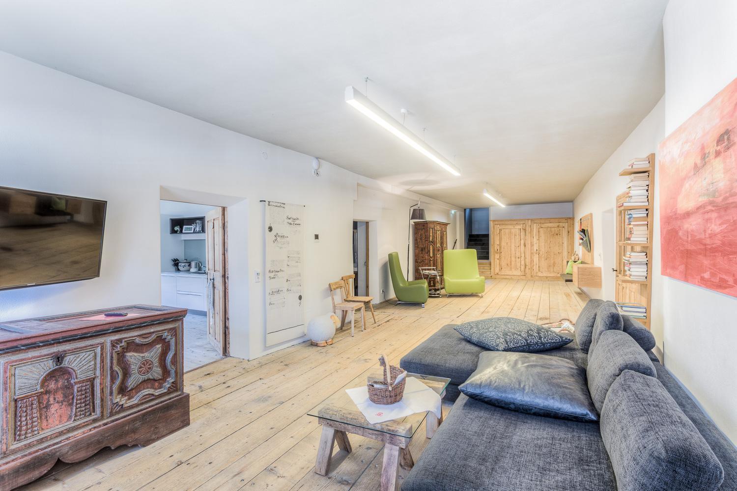 Four-Bedroom Apartment with Sauna photo 1