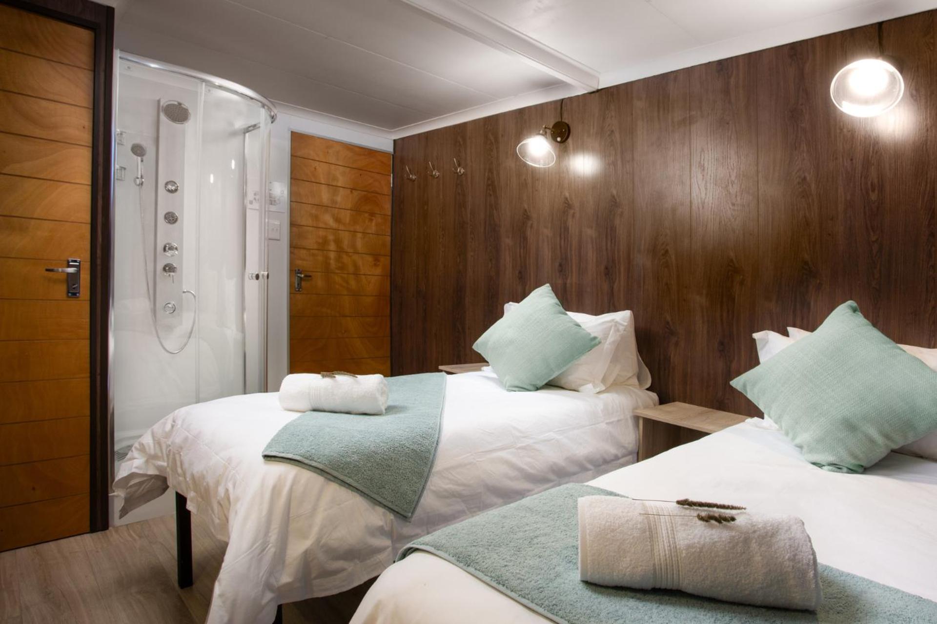 Double Or Twin Room With Bathroom photo 2