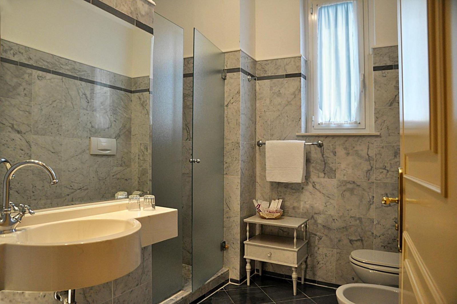 Deluxe Single Room photo 2
