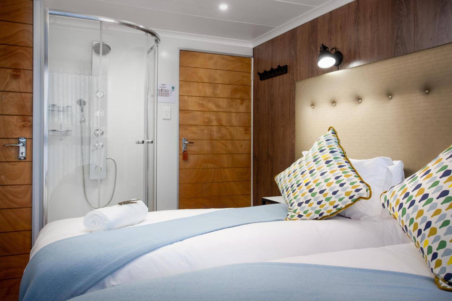 Double Room With Private Bathroom photo 3