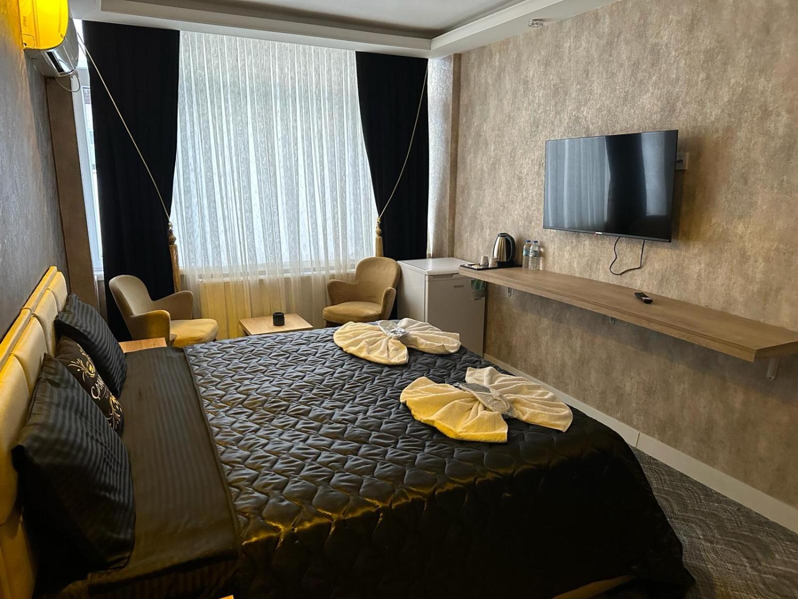 Large Double Room - Photo 16