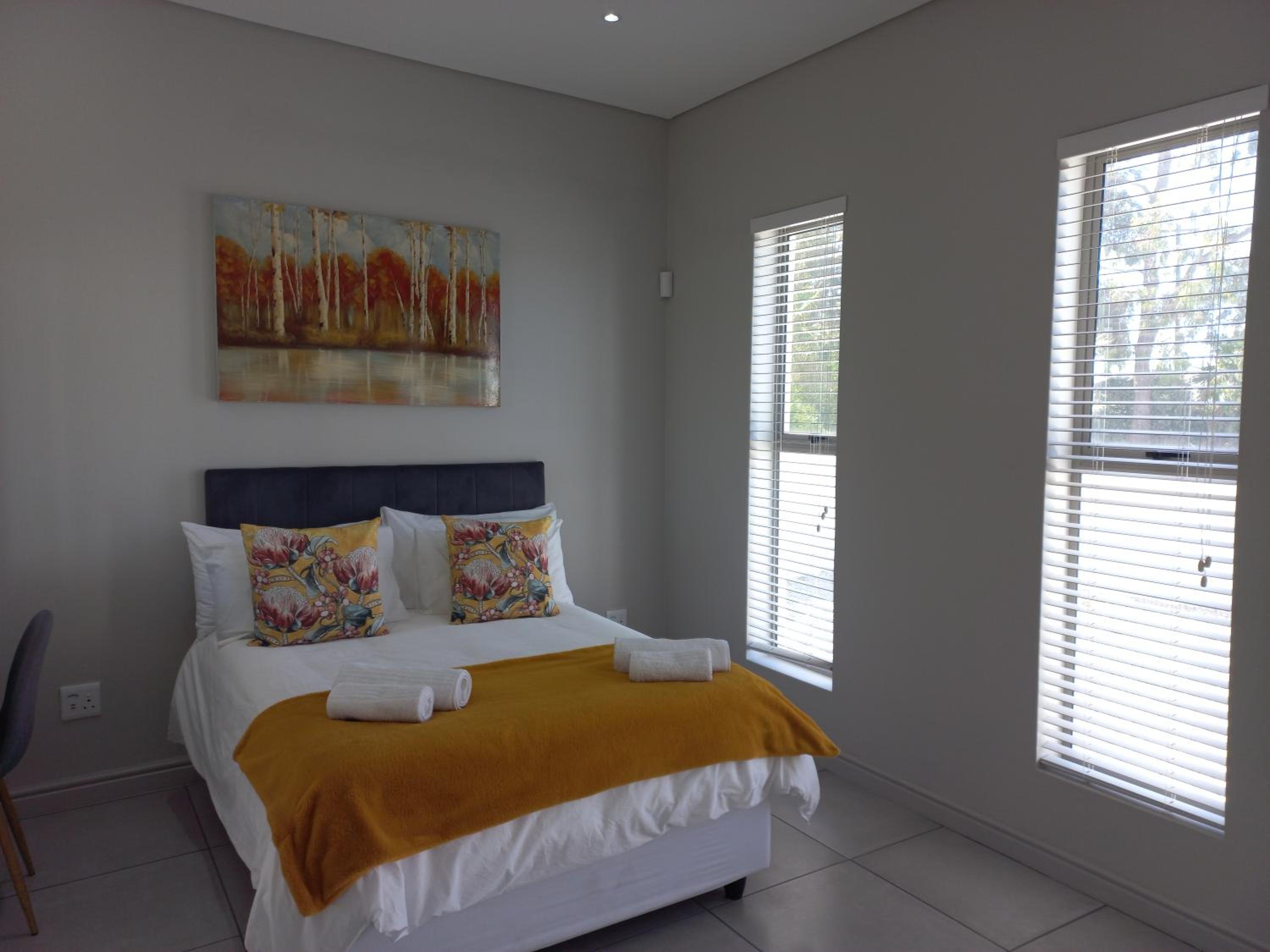 Three-Bedroom House photo 1