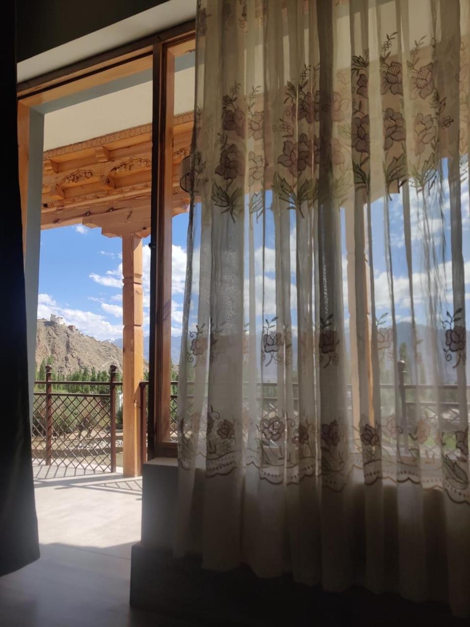 Deluxe Double or Twin Room with Balcony photo 3