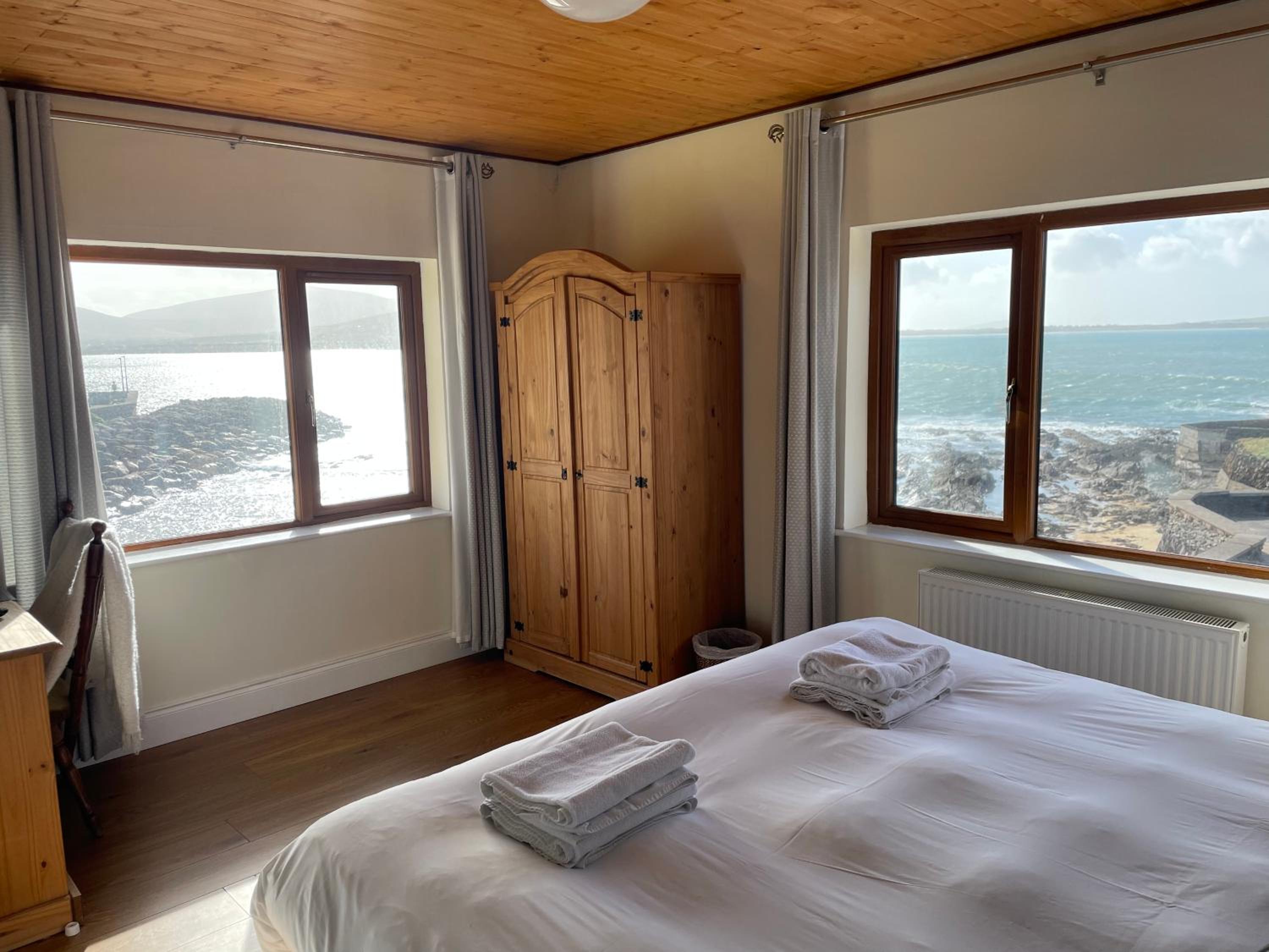 Deluxe Double Room with Sea View photo 1