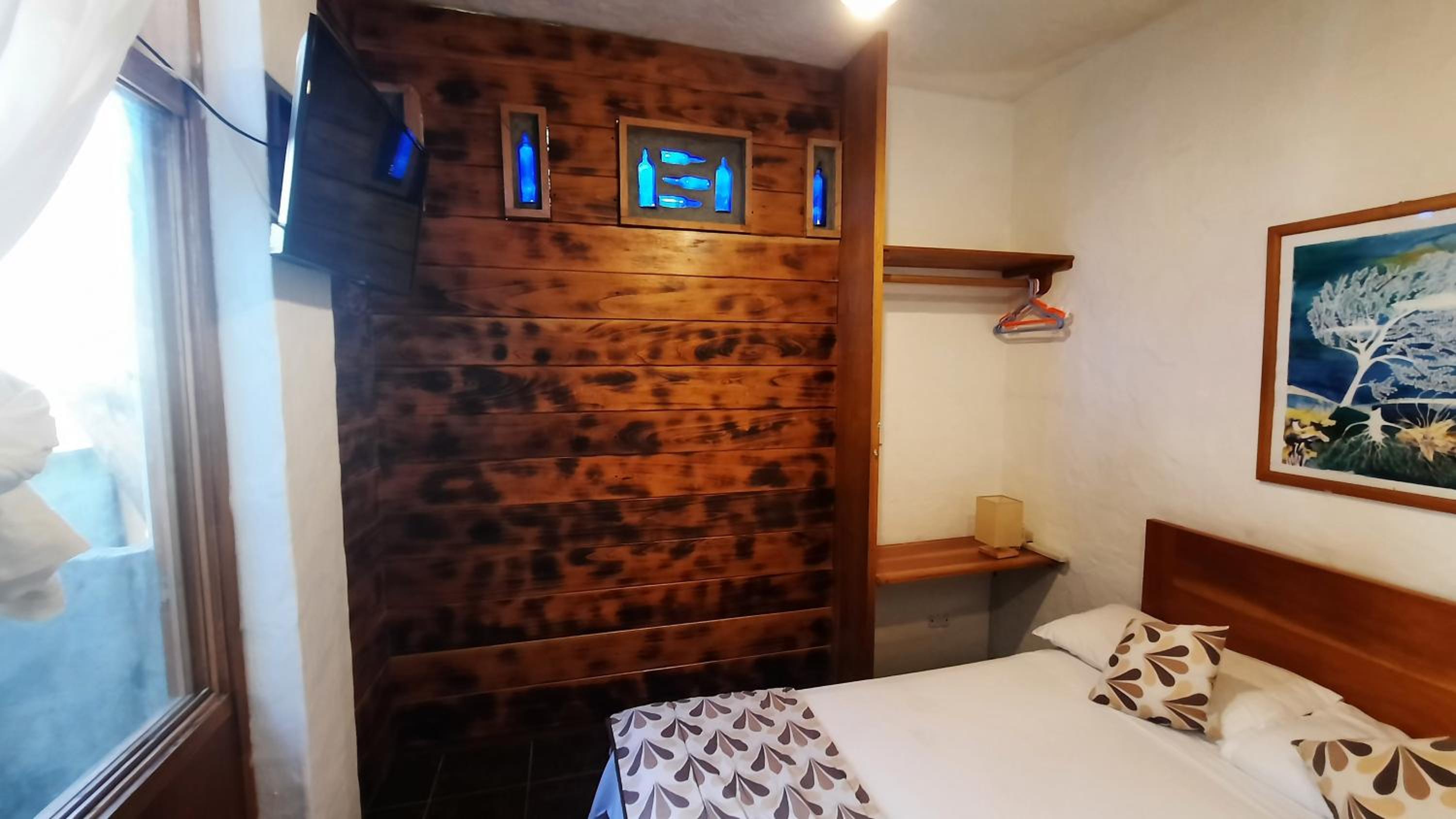 Deluxe Suite with Spa Bath