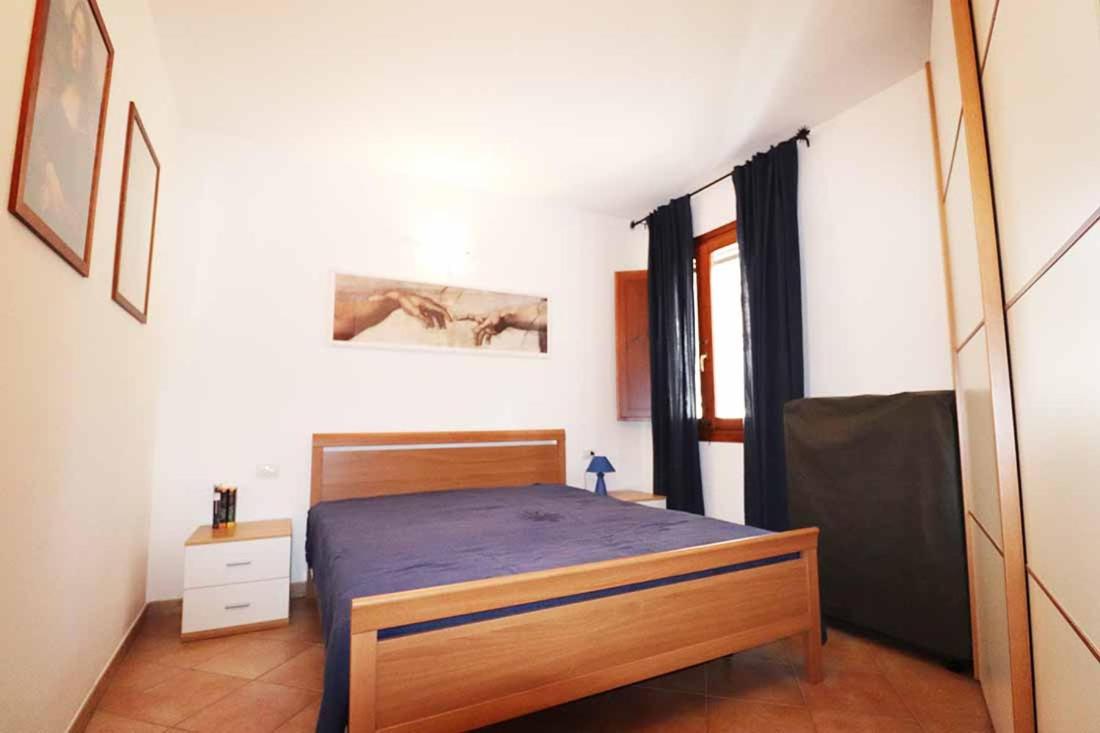 One-Bedroom Apartment with Sea View photo 3