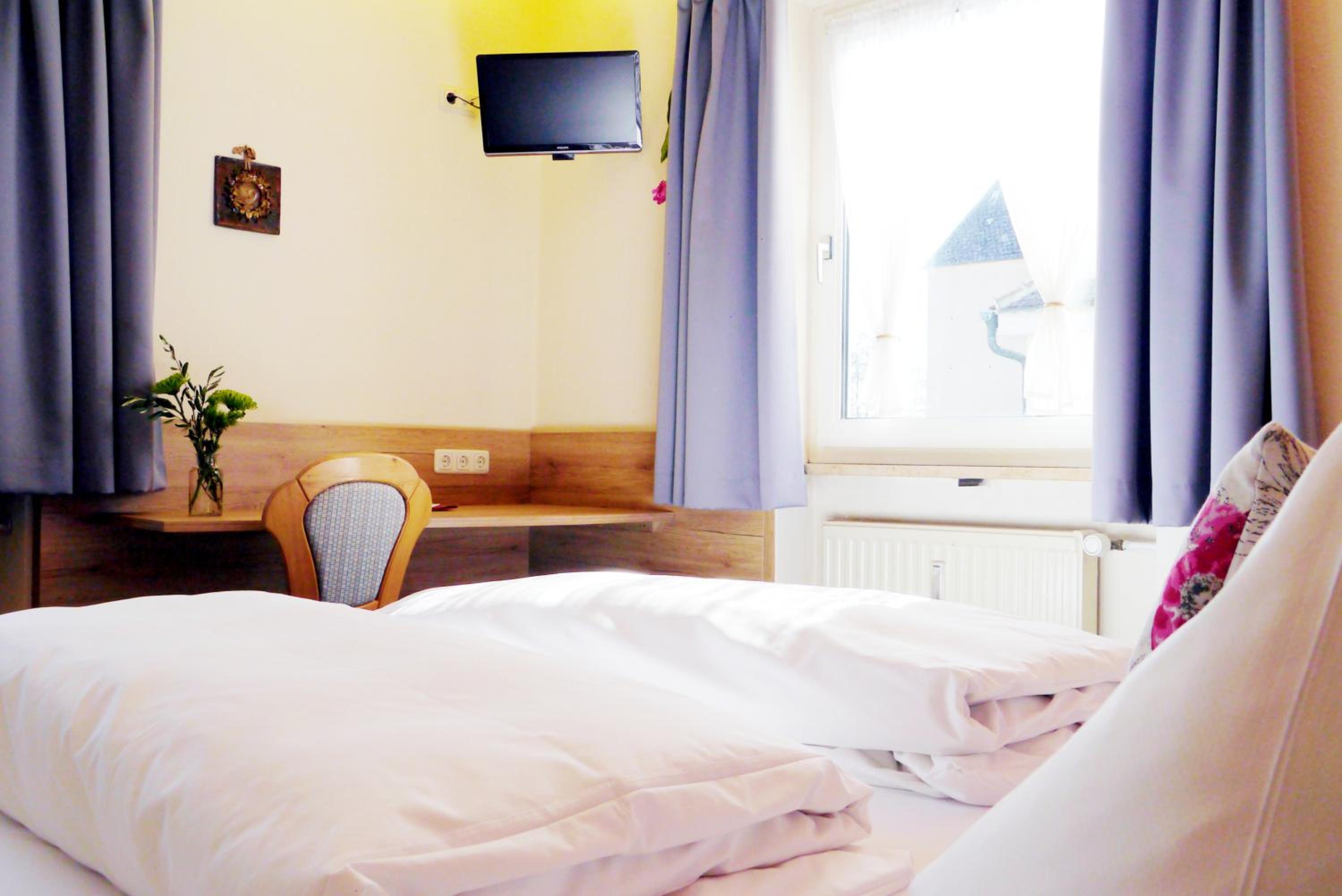Double Room - Photo 3